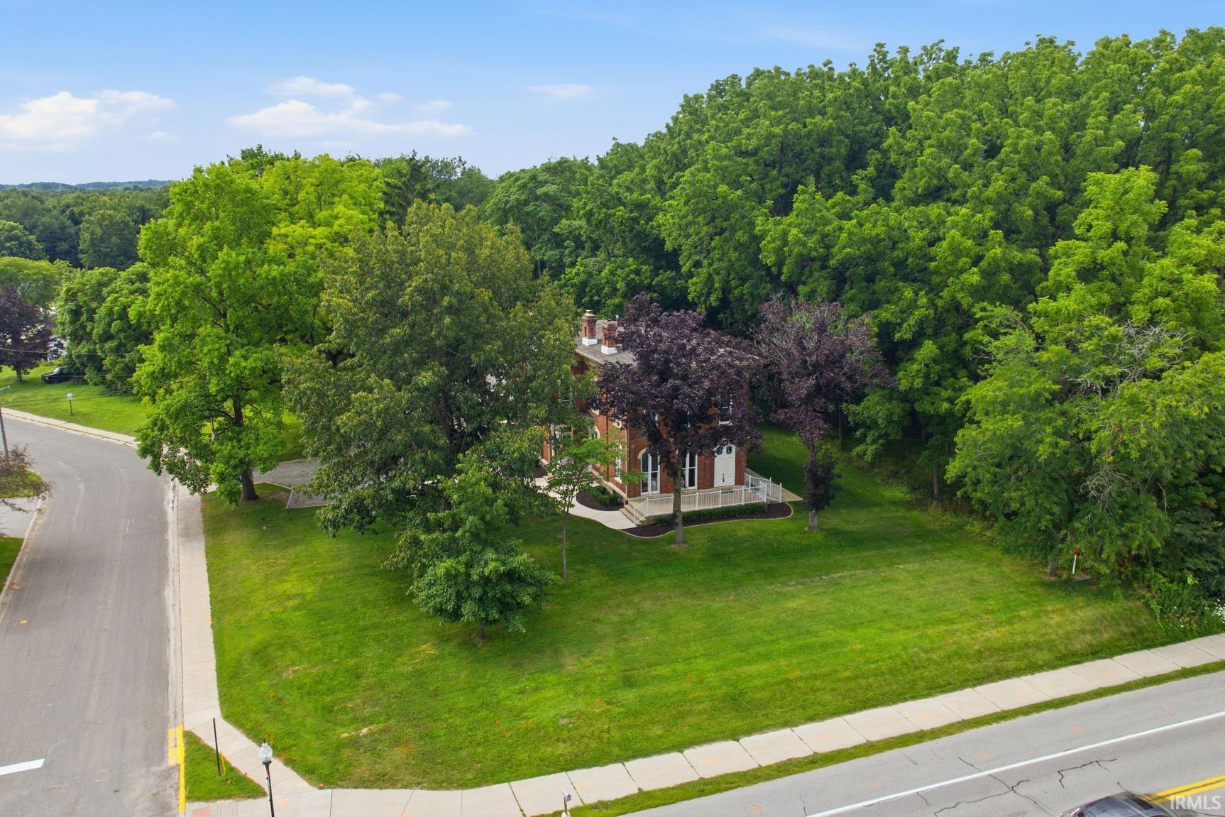 3rd image of 732 W Michigan St, New Carlisle, IN 46552 | MLS# 202629986
