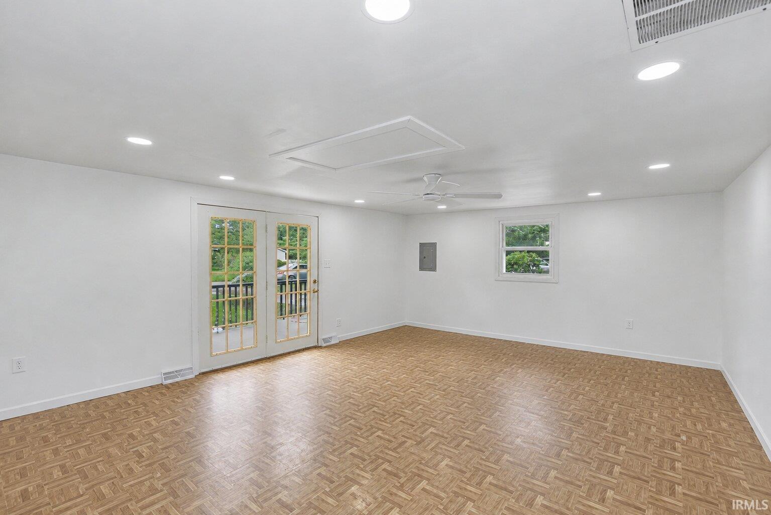 Photo 5 of 29528 San Lucia Drive