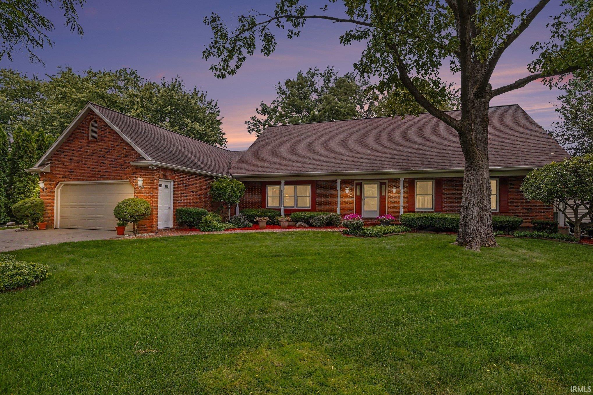 1st image of 1629 Ladbrooke Ln, South Bend, IN 46614 | MLS# 202630045