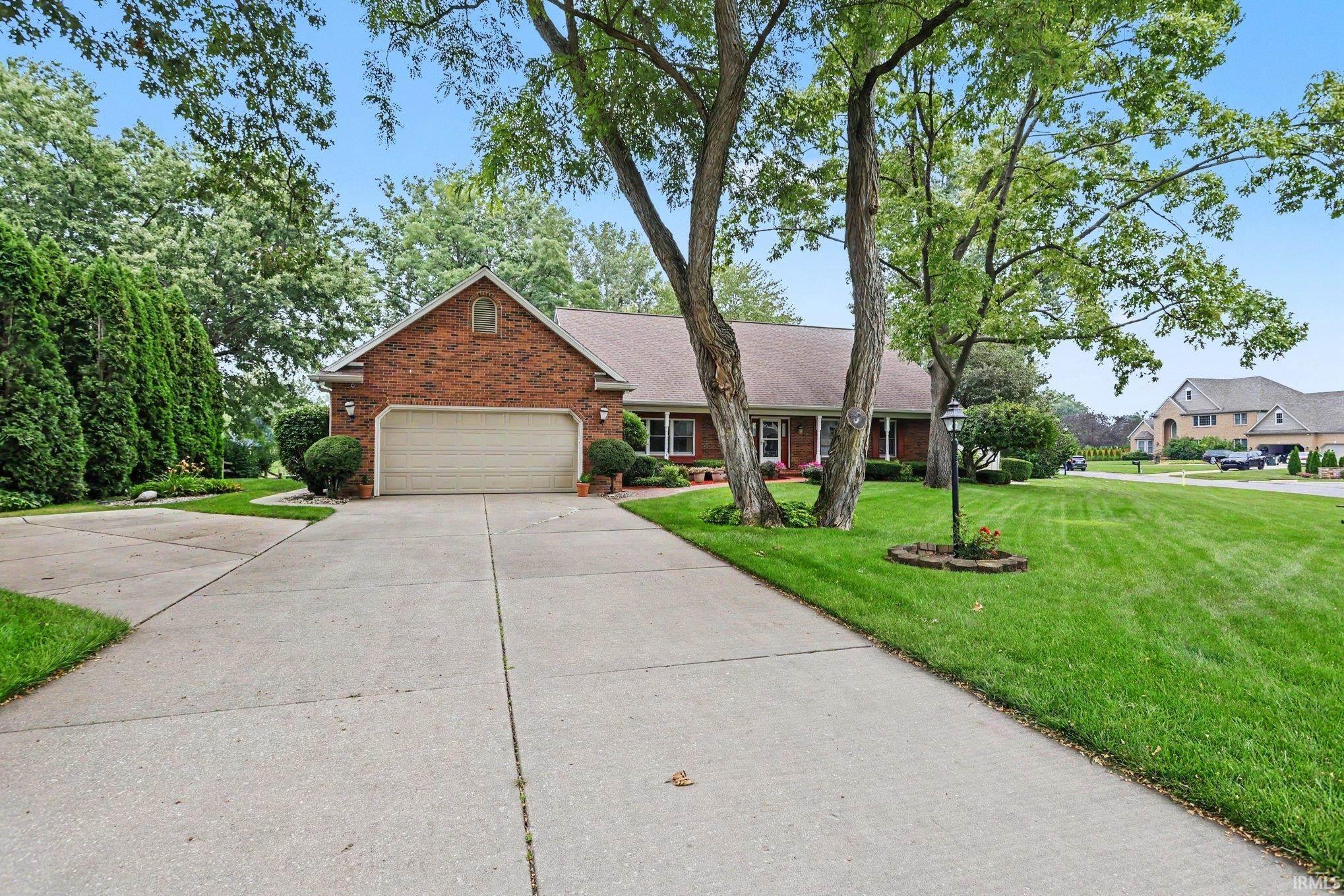 3rd image of 1629 Ladbrooke Ln, South Bend, IN 46614 | MLS# 202630045
