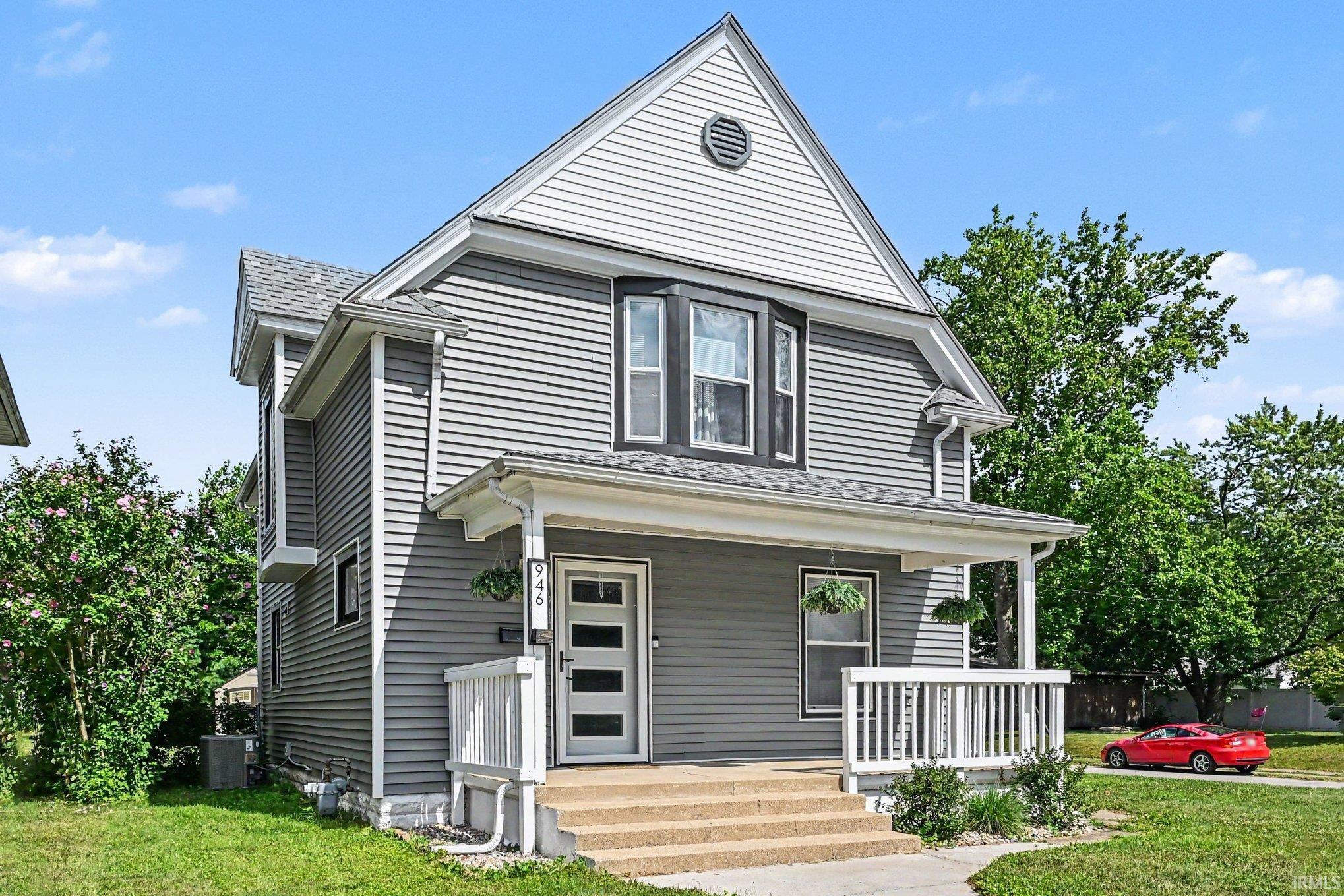 3rd image of 946 S 25Th St, South Bend, IN 46615 | MLS# 202630098