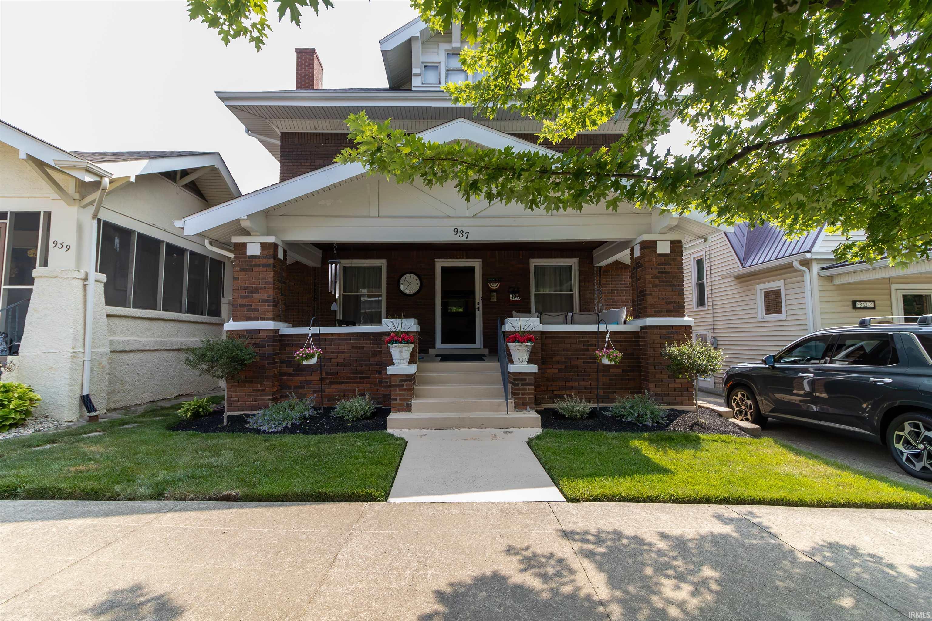 Photo 1 of 937 Warren Street