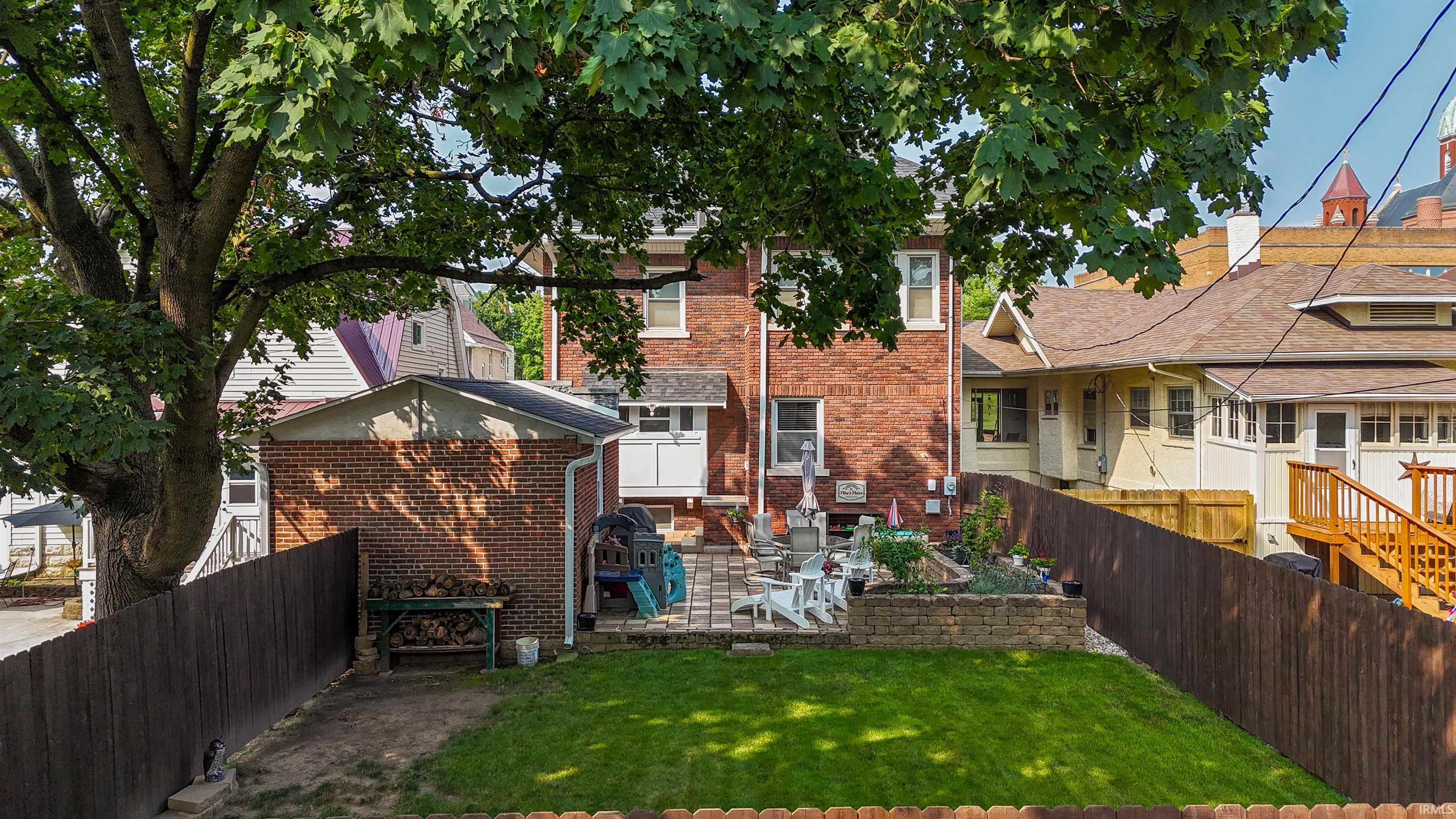 Photo 8 of 937 Warren Street