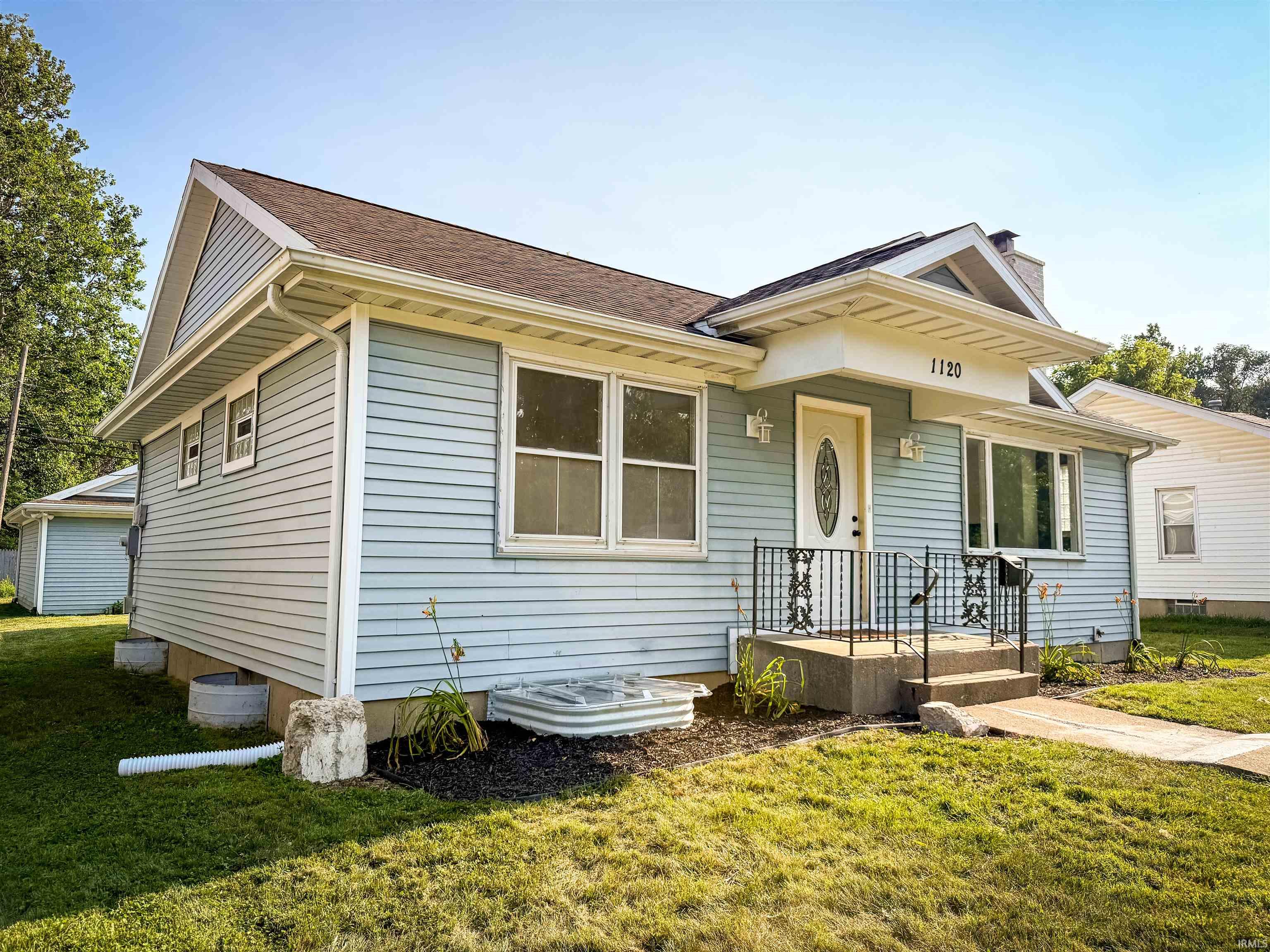2nd image of 1120 W Rose St, South Bend, IN 46616 | MLS# 202630136