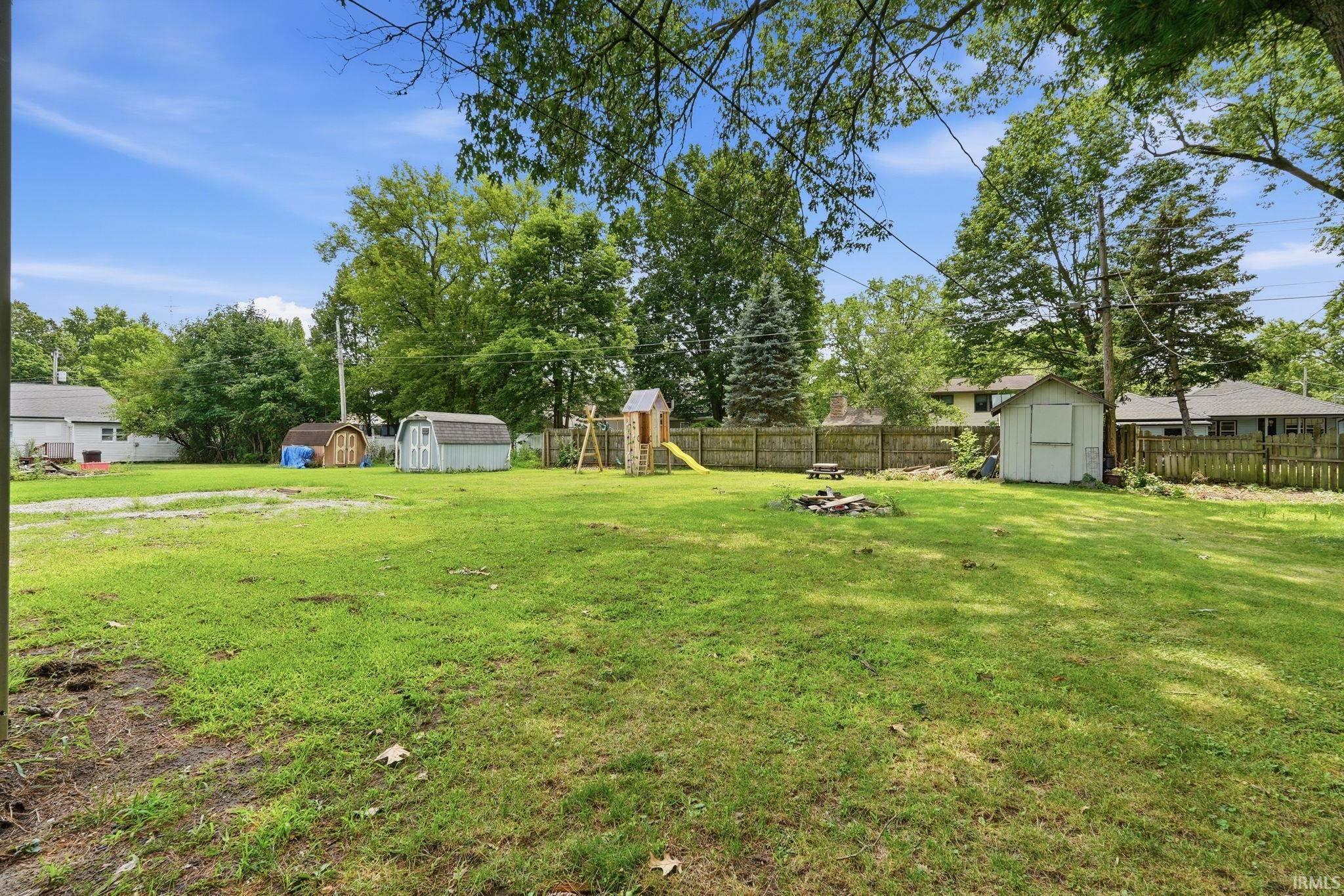 27th image of 1104 E Ft Wayne St, Warsaw, IN 46580 | MLS# 202630156