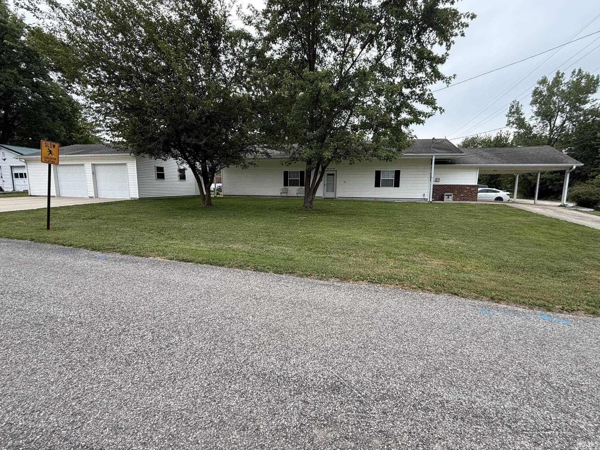 Homes for sale in Linton, IN | 1122 C St Nw, Linton, IN 47441 | MLS# 202630158