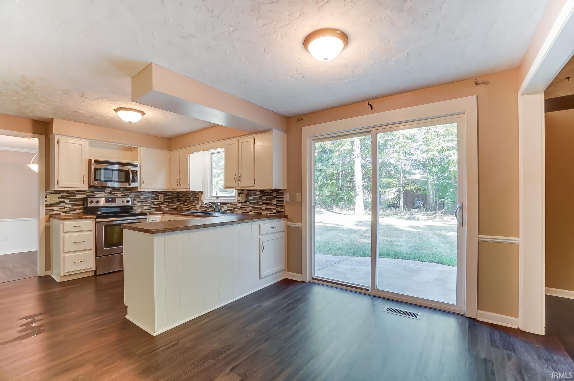 Photo 13 of 5931 Spring Oak Court
