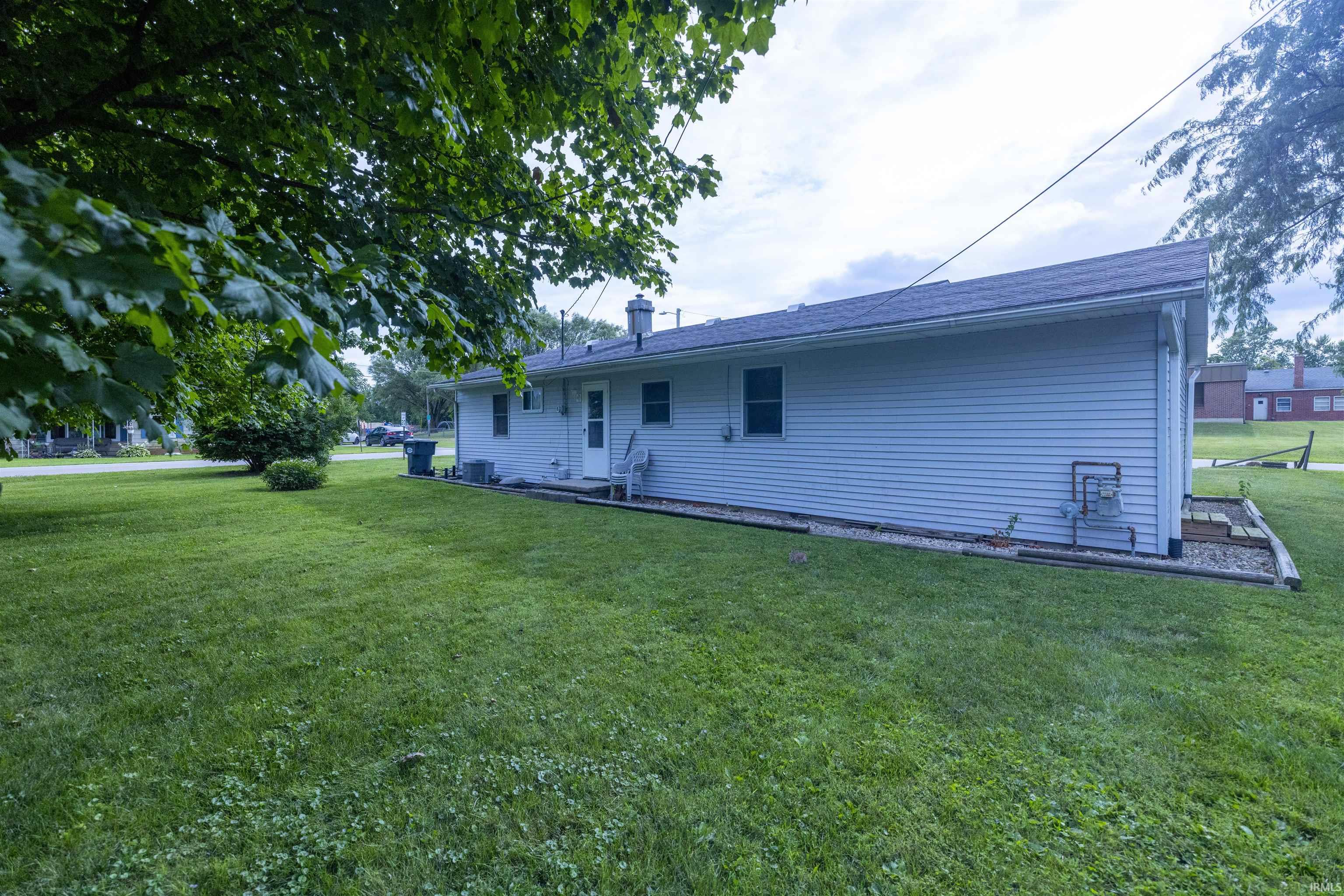3rd image of 400 Gym St, Farmland, IN 47340 | MLS# 202630168