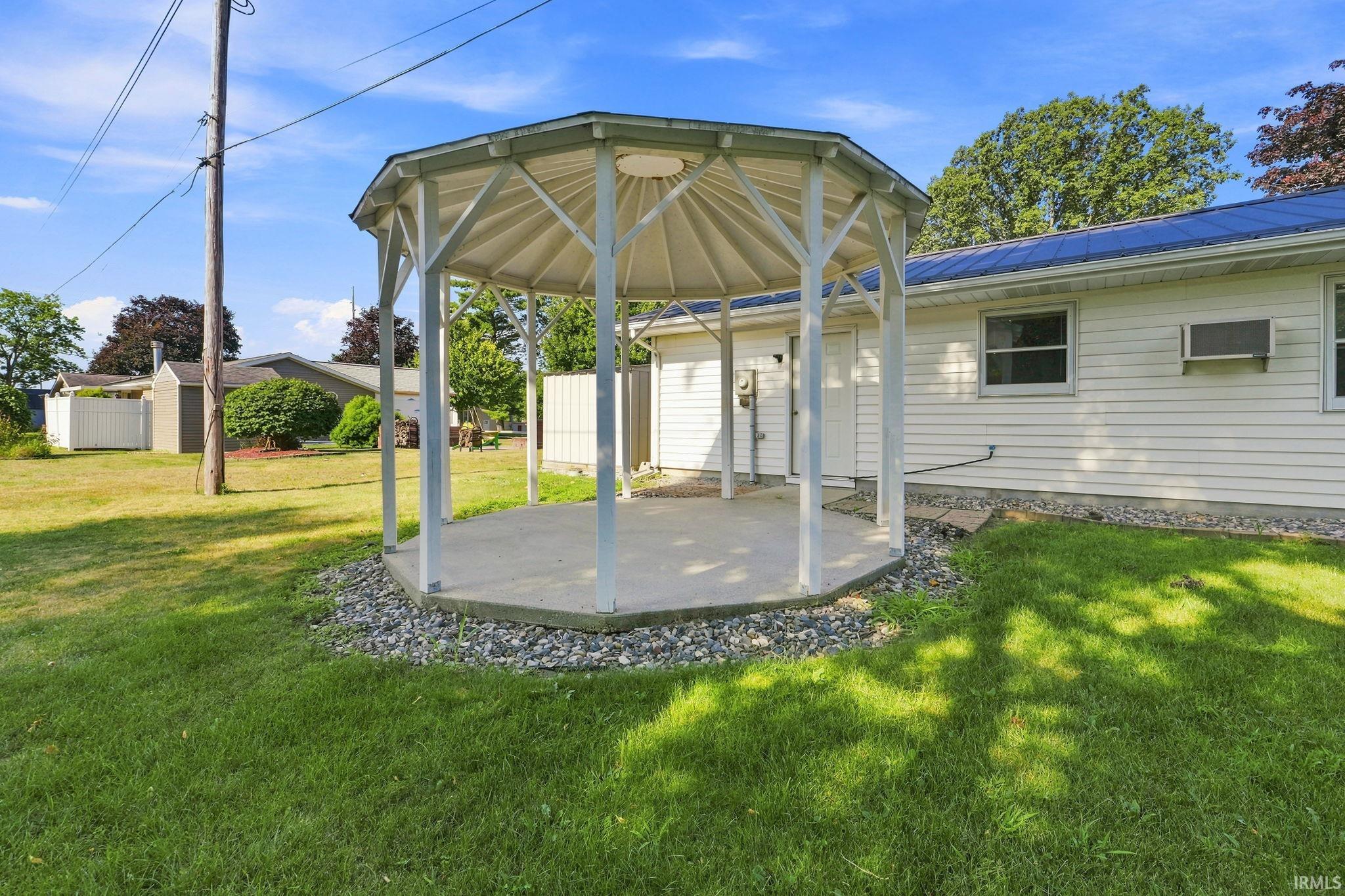 Property Photo 33