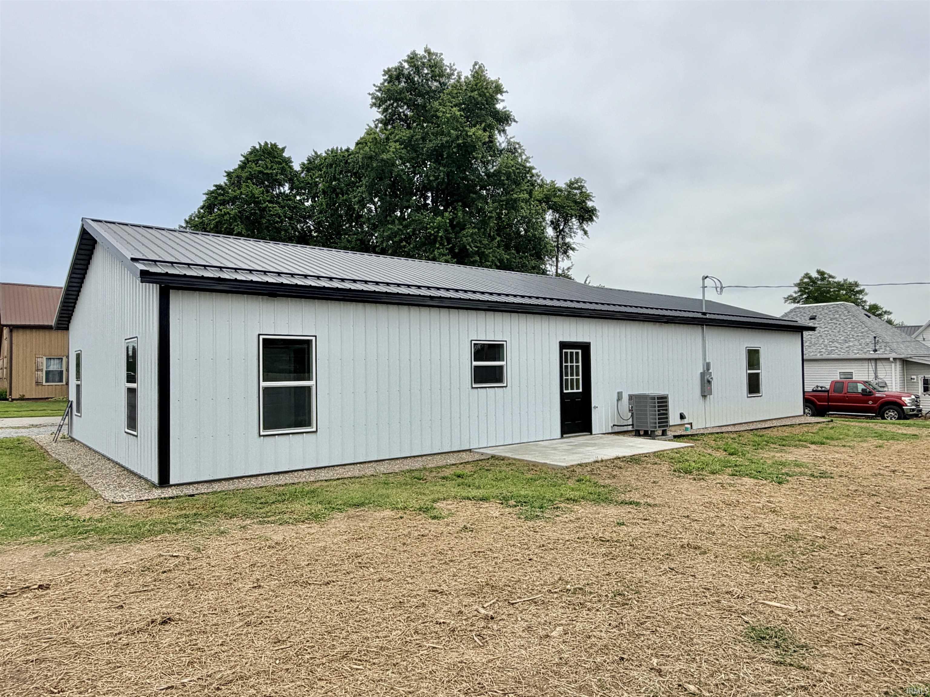 Homes for sale in Linton, IN | 1129 Roosevelt St, Linton, IN 47441 | MLS# 202630189