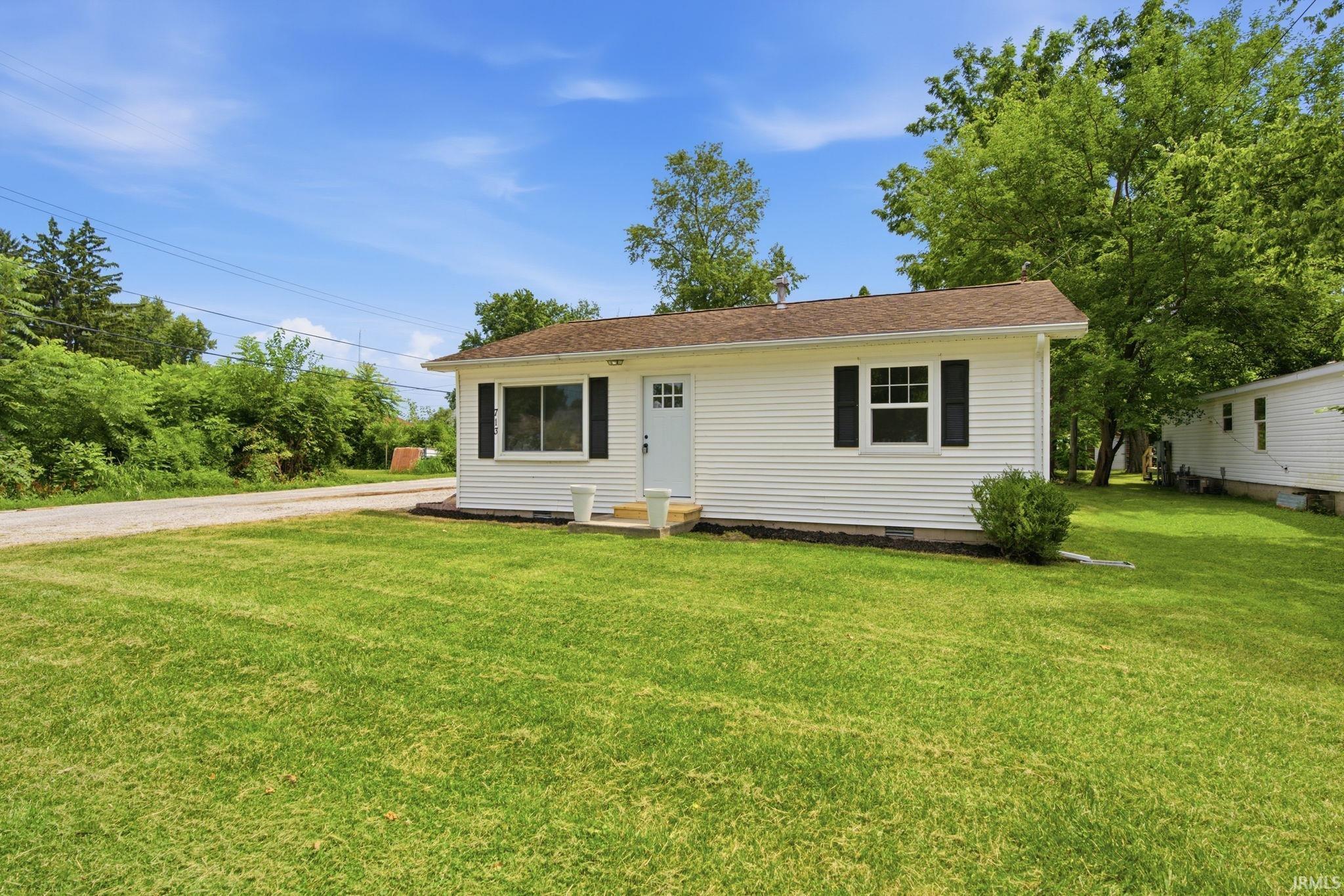 4th image of 713 Juanita St, Monticello, IN 47960 | MLS# 202630231