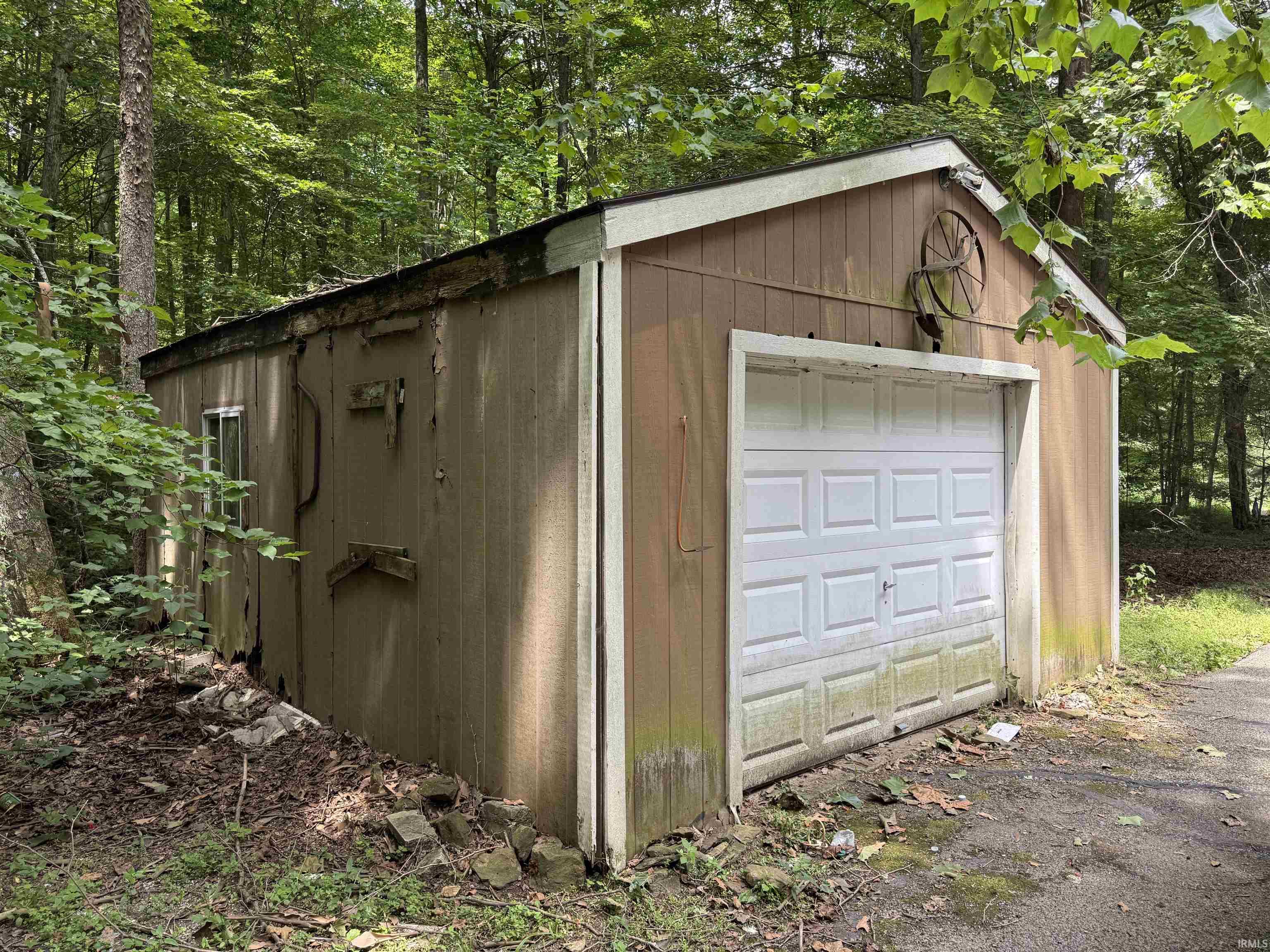3rd image of 1859 S Orman Ln, Bloomfield, IN 47424 | MLS# 202630279