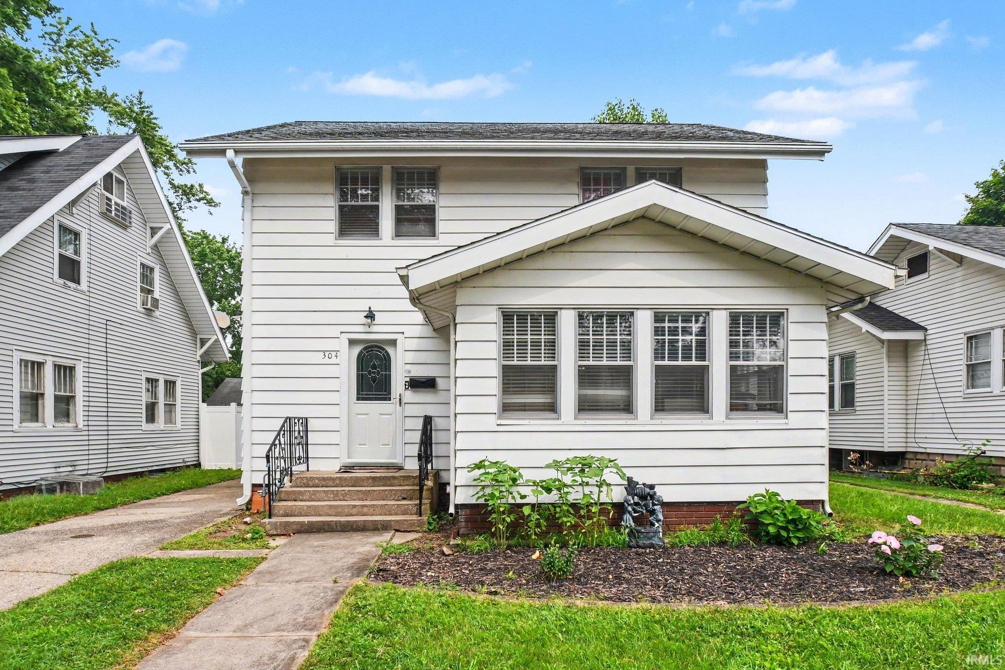 Photo 3 of Manufactured home for sale at 304 Arcade Ave, Elkhart, IN 46514 | MLS# 202630346 | Listing updated on 2026-10-05