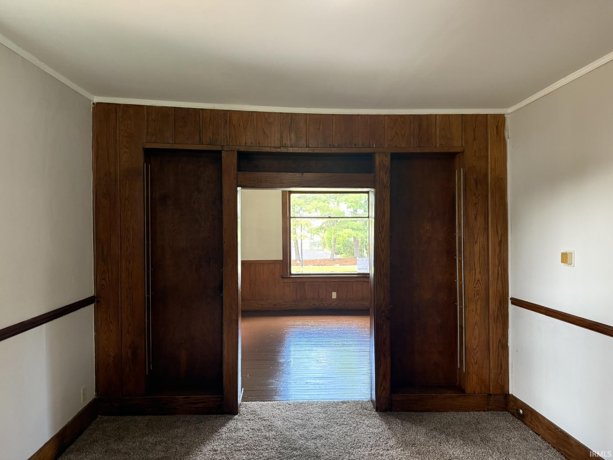Photo 4 of 120 E Foster Parkway