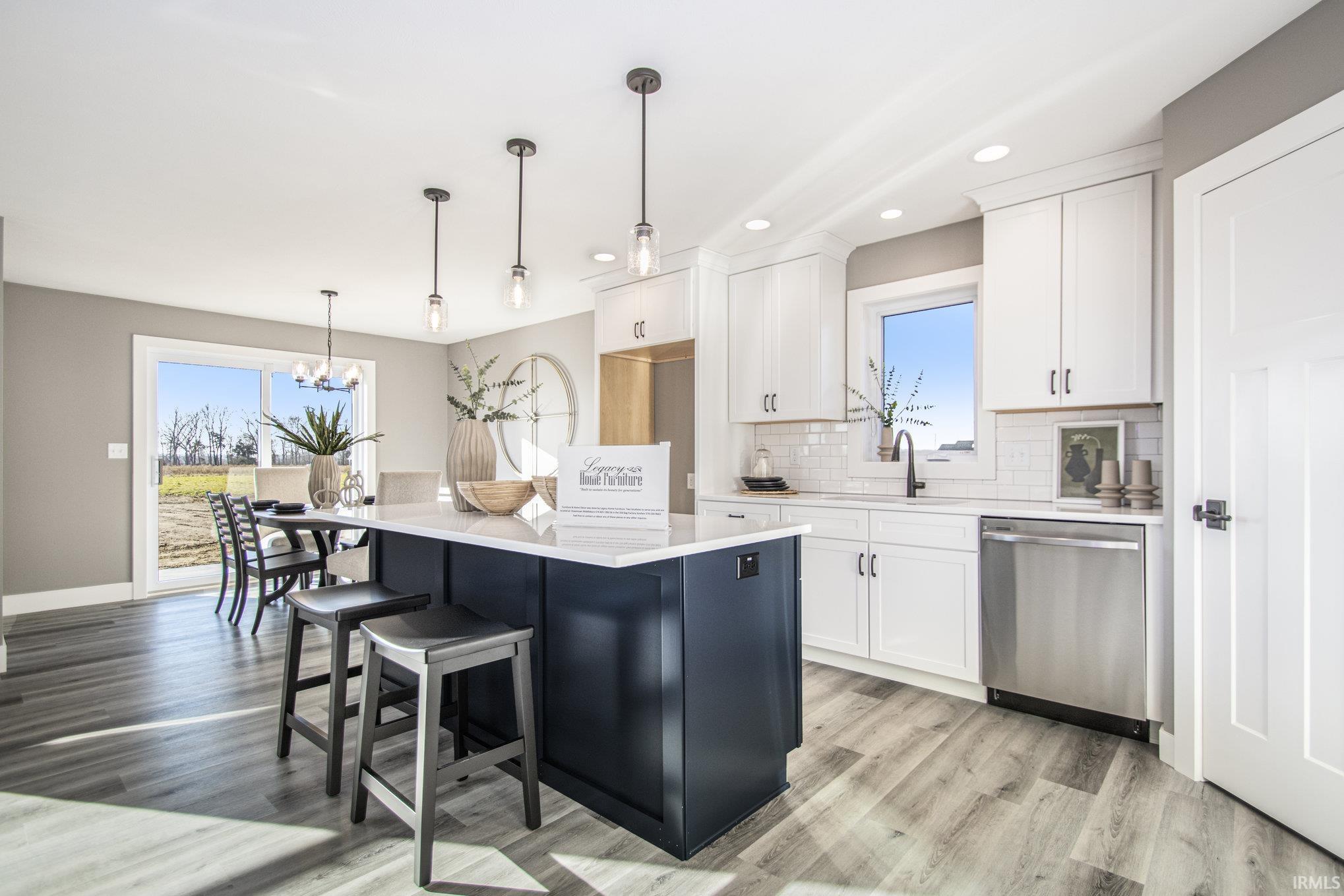 FOR ILLUSTRATIVE PURPOSES. PHOTO IS OF MODEL HOME WITH SIMILAR FLOOR PLAN.