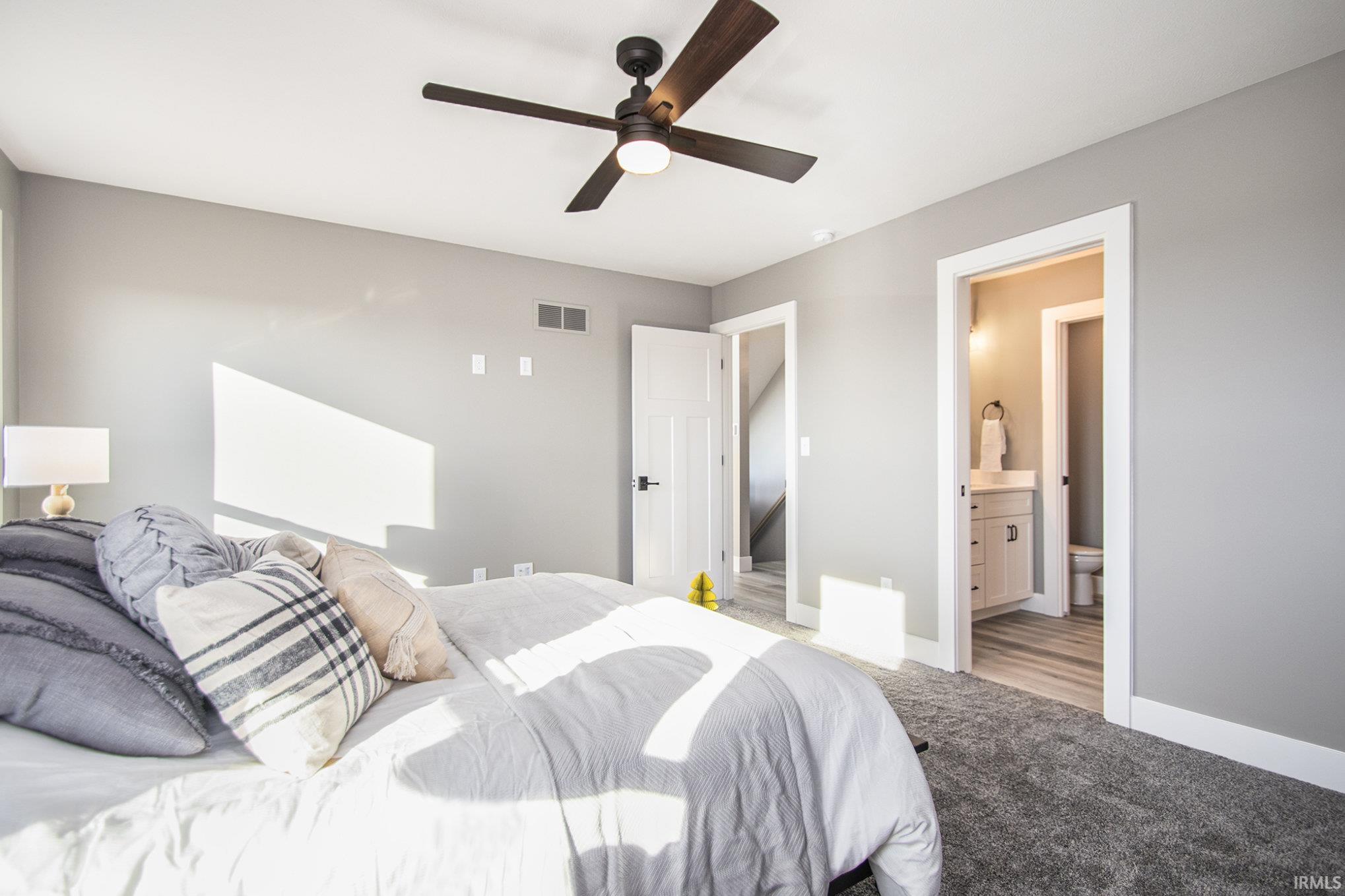 FOR ILLUSTRATIVE PURPOSES. PHOTO IS OF MODEL HOME WITH SIMILAR FLOOR PLAN.