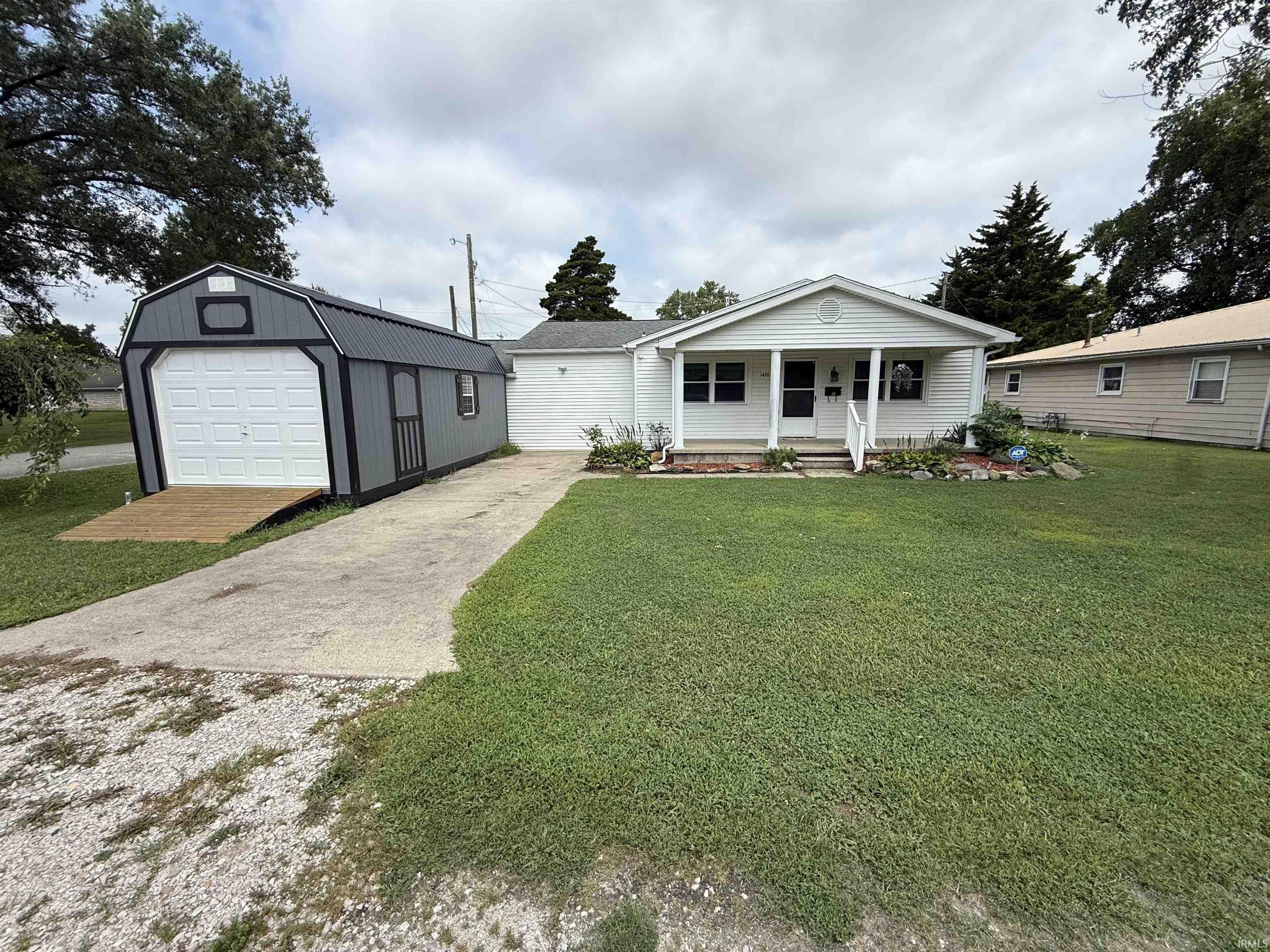 2nd image of 1420 Dewolf St, Vincennes, IN 47591 | MLS# 202630461