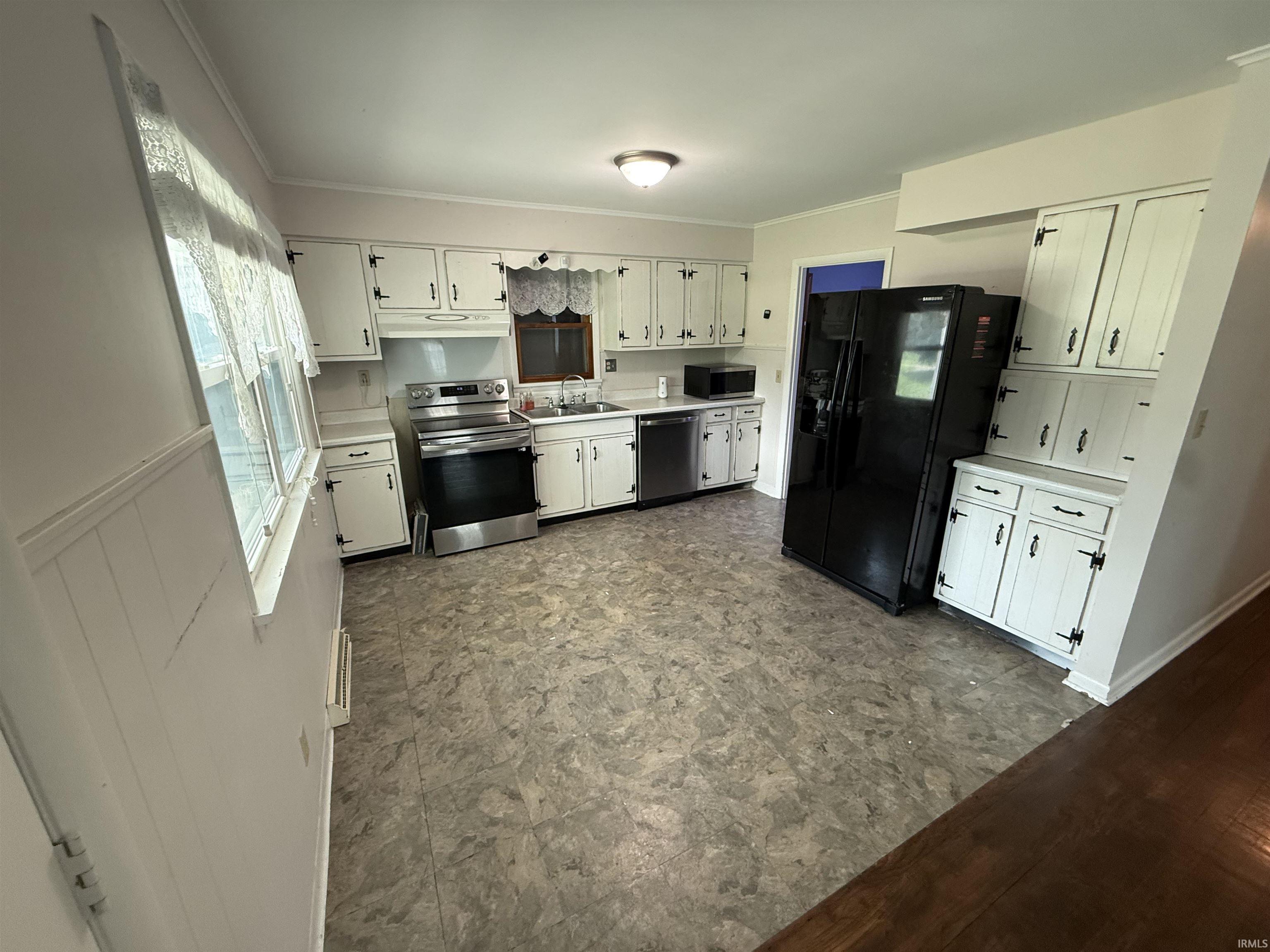 5th image of 1420 Dewolf St, Vincennes, IN 47591 | MLS# 202630461