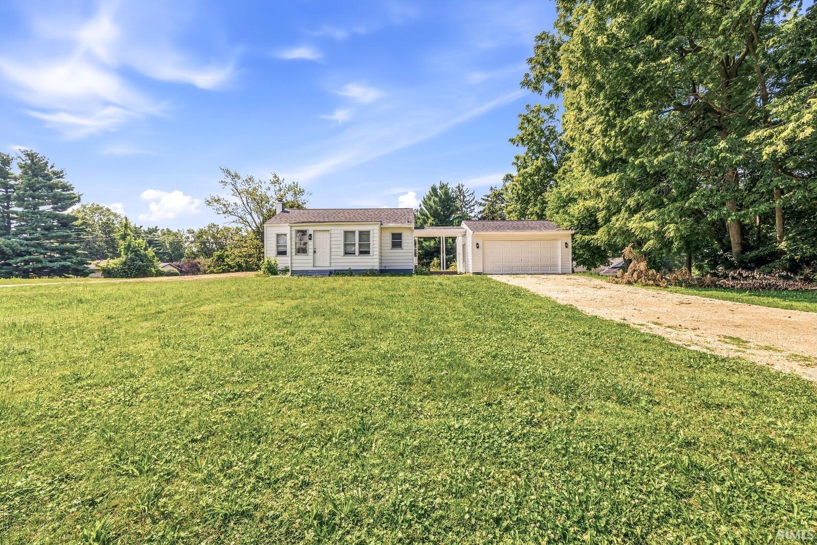 2nd image of 19600 Dice St, South Bend, IN 46614 | MLS# 202630534