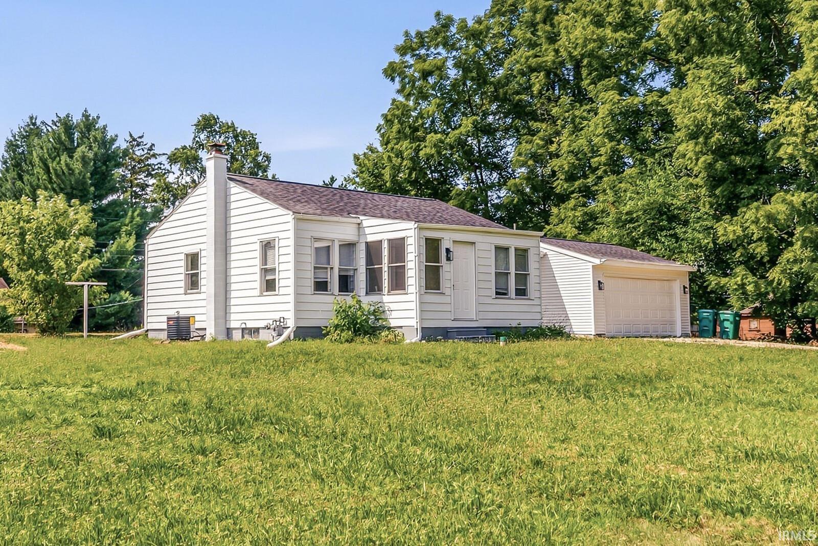 3rd image of 19600 Dice St, South Bend, IN 46614 | MLS# 202630534