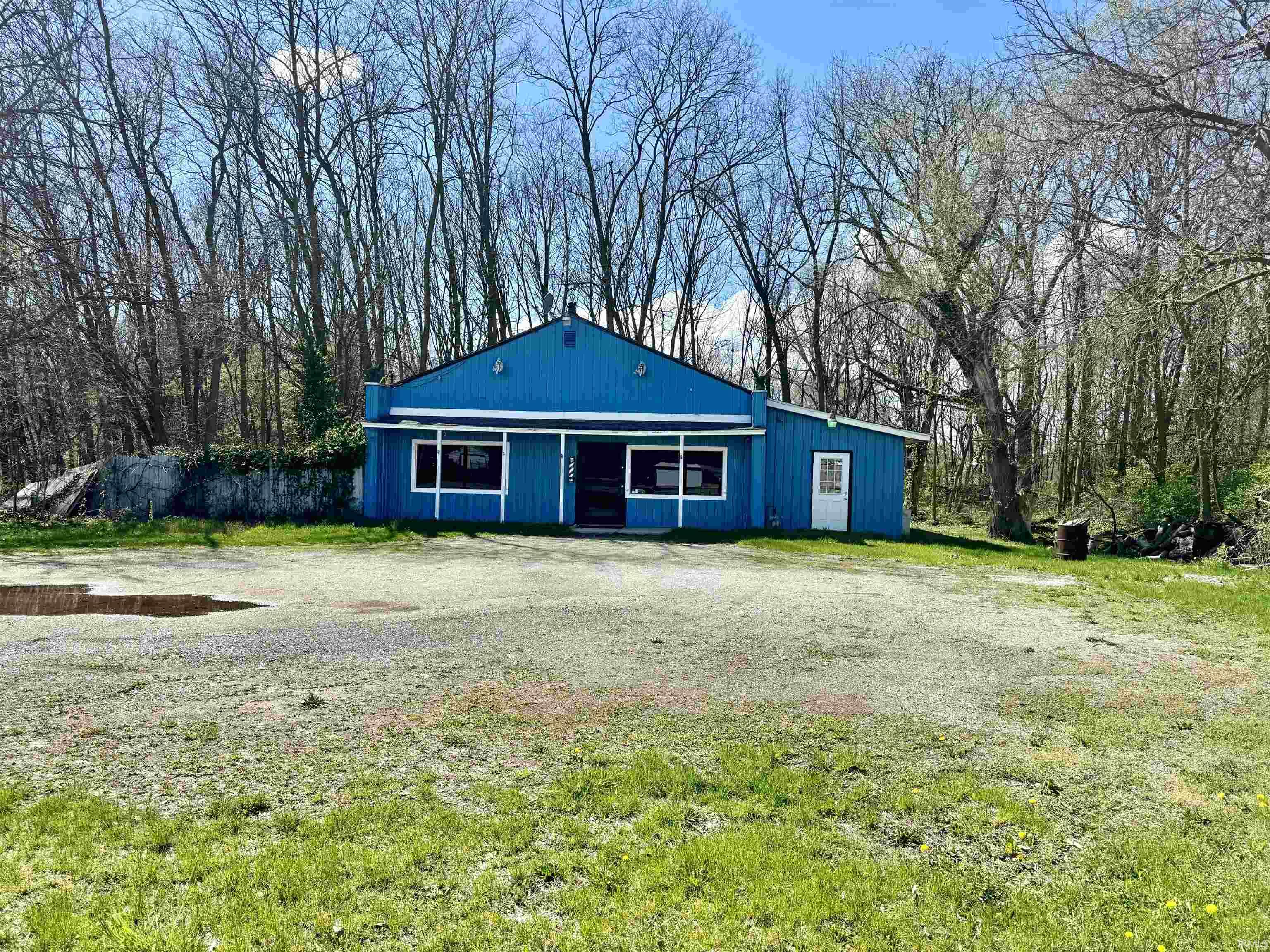 2nd image of 55057 Mayflower Rd, South Bend, IN 46628 | MLS# 202630539