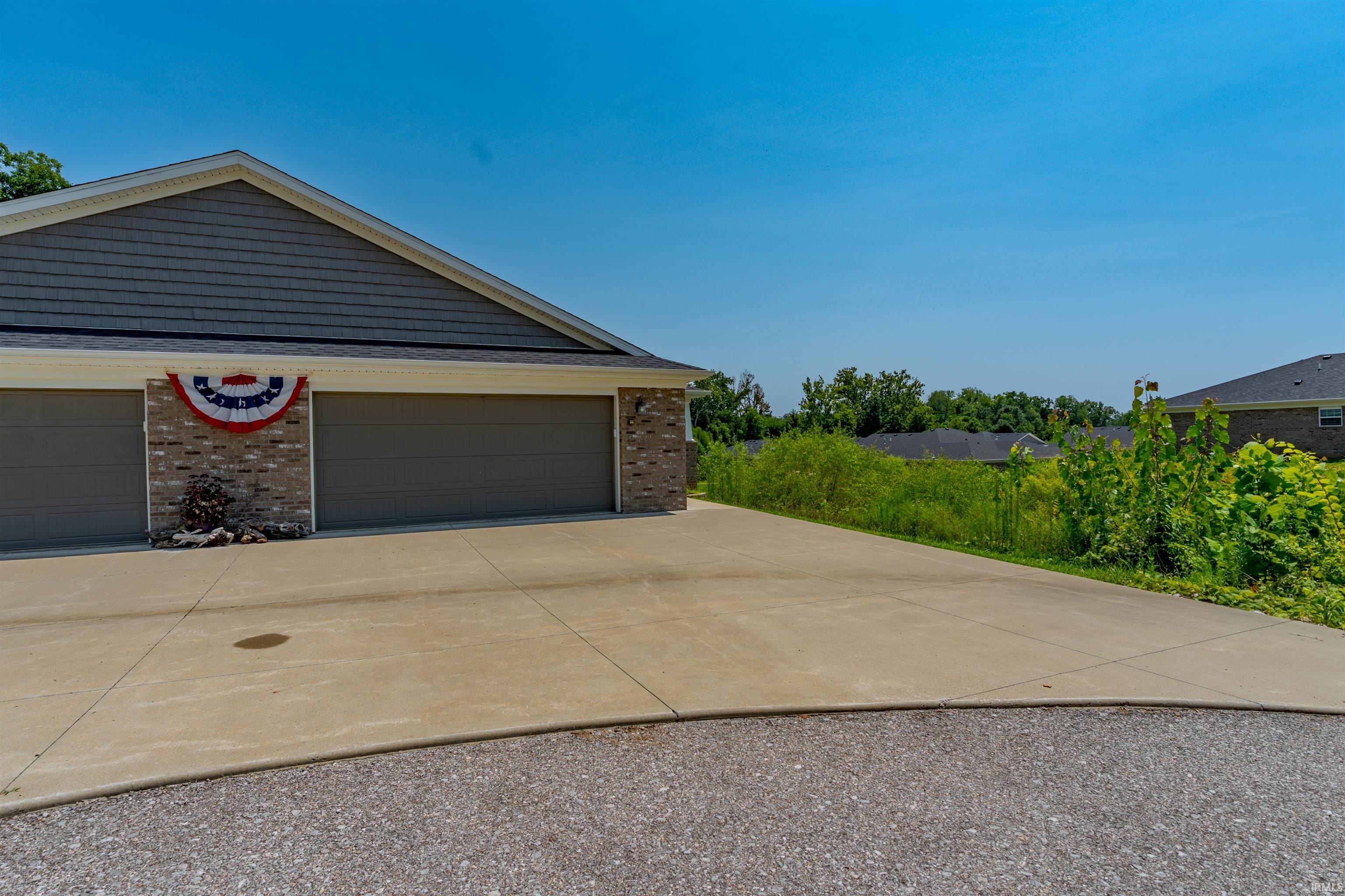 27th image of 5433 Riley Ln #Unit A, Evansville, IN 47710 | MLS# 202630574