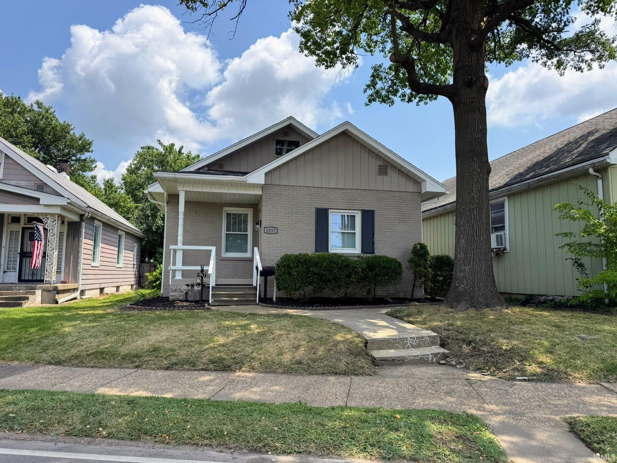 2nd image of 1917 Stringtown Rd, Evansville, IN 47711 | MLS# 202630606