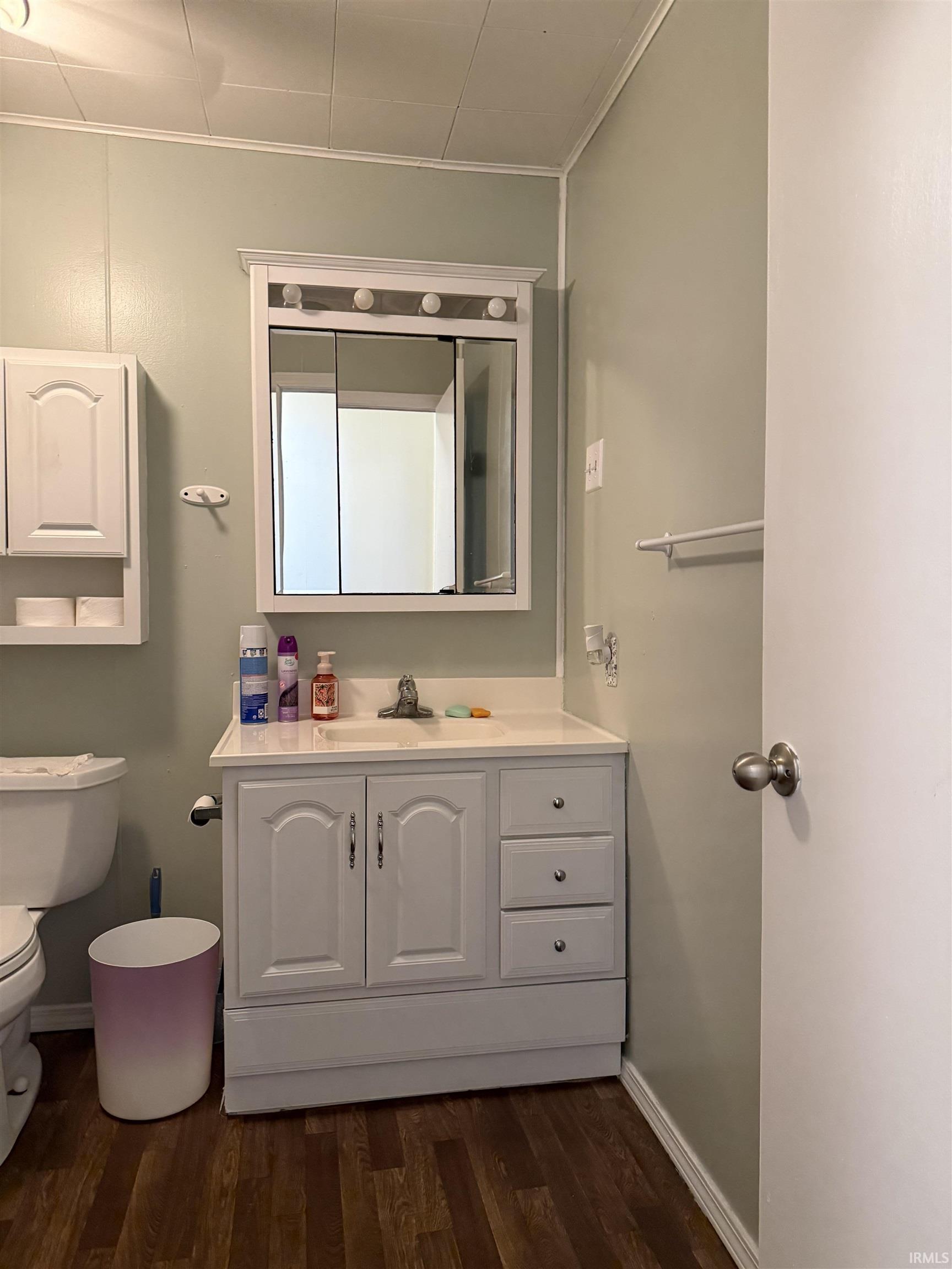 Photo 10 of 22 E Branson Street