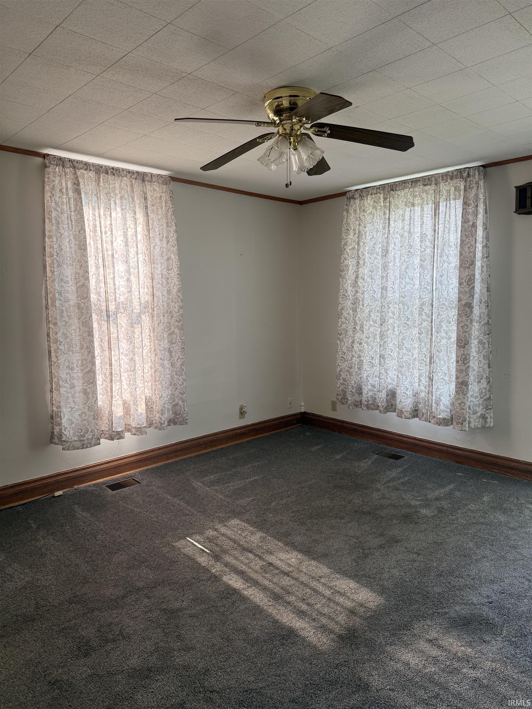 Photo 5 of 22 E Branson Street