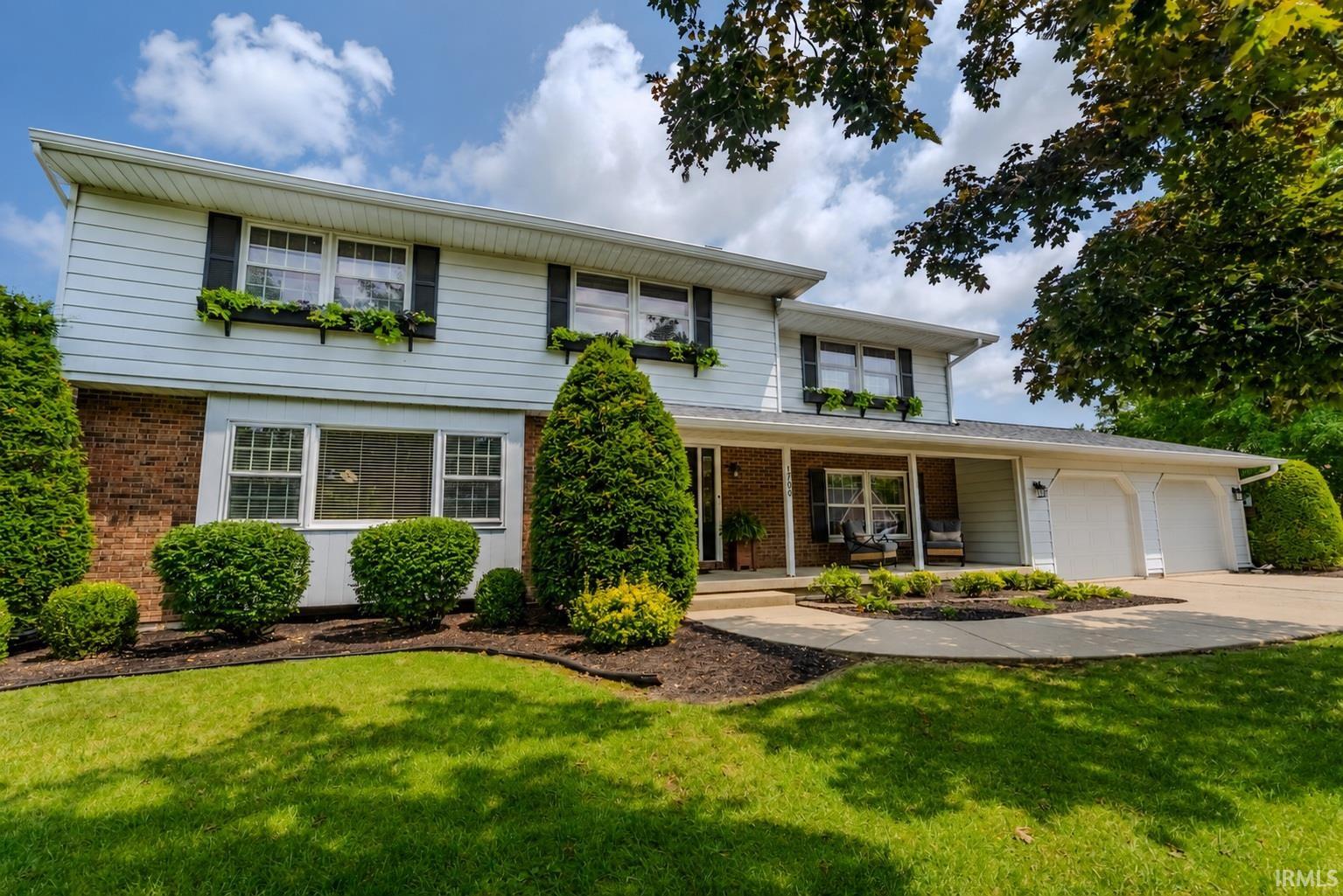 1st image of 1706 N Denver Dr, Marion, IN 46952 | MLS# 202630637