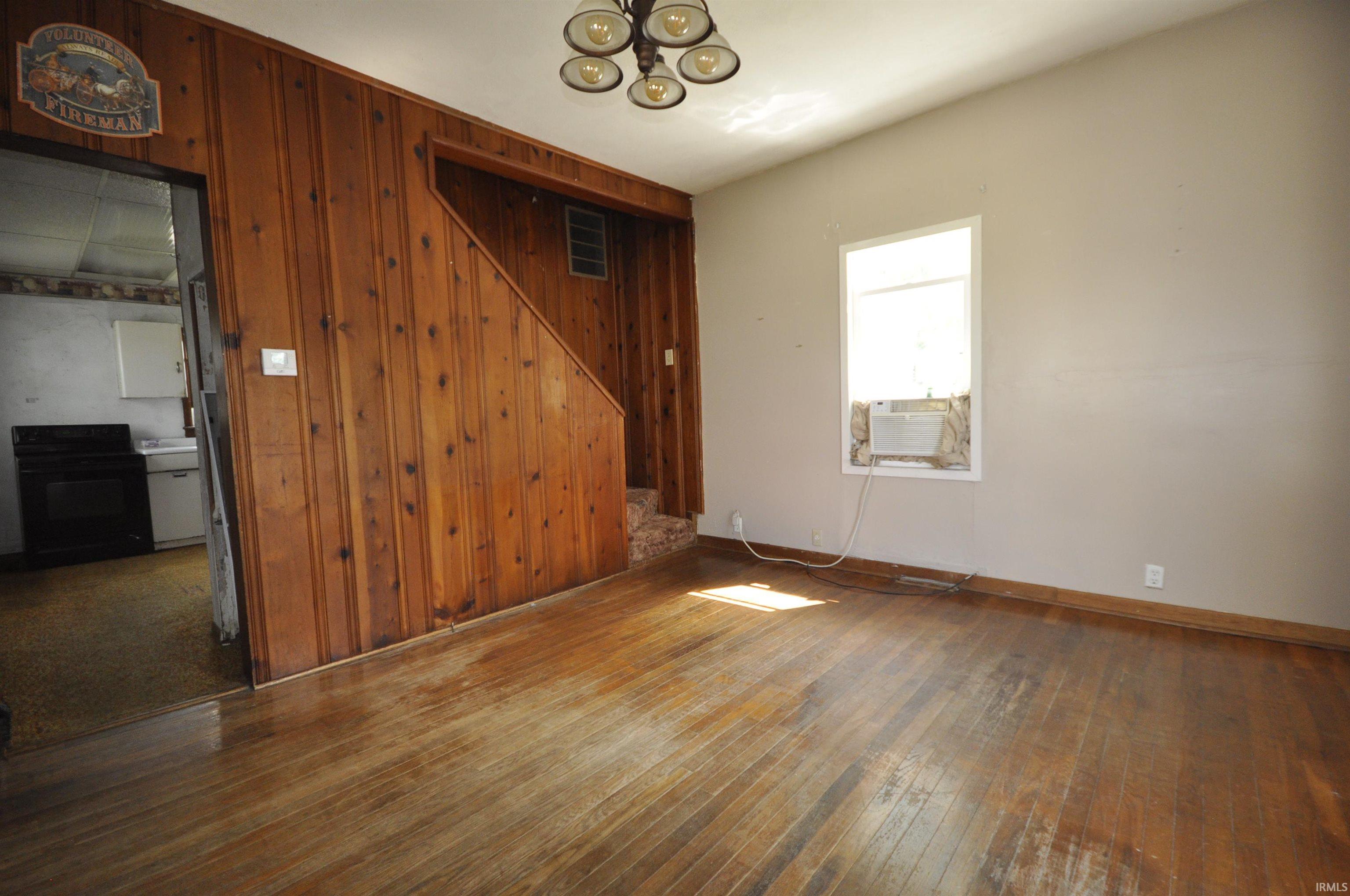 4th image of 104 N Plum St, Farmland, IN 47340 | MLS# 202630638