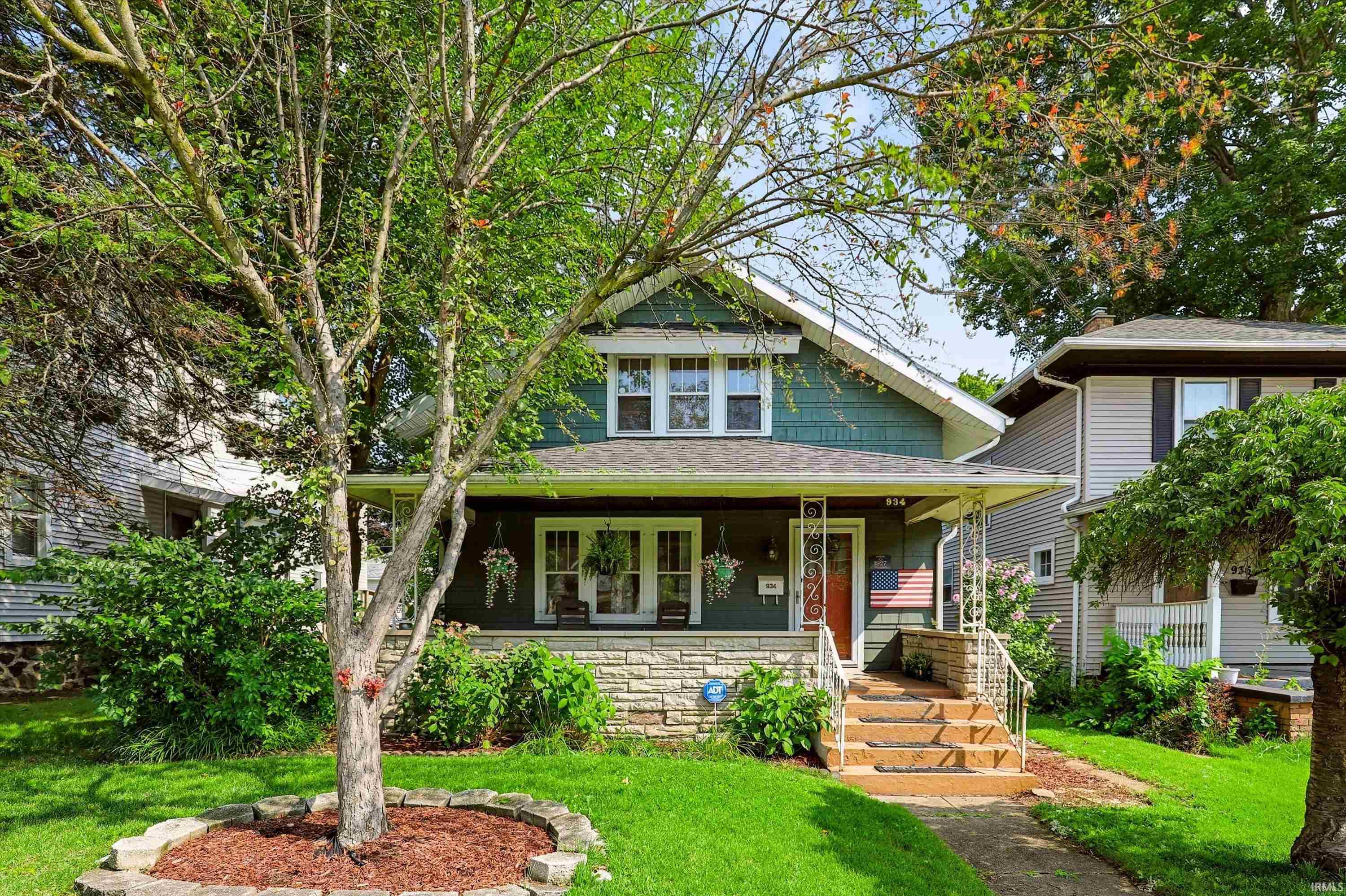 1st image of 934 E Lincolnway, Mishawaka, IN 46544 | MLS# 202630670