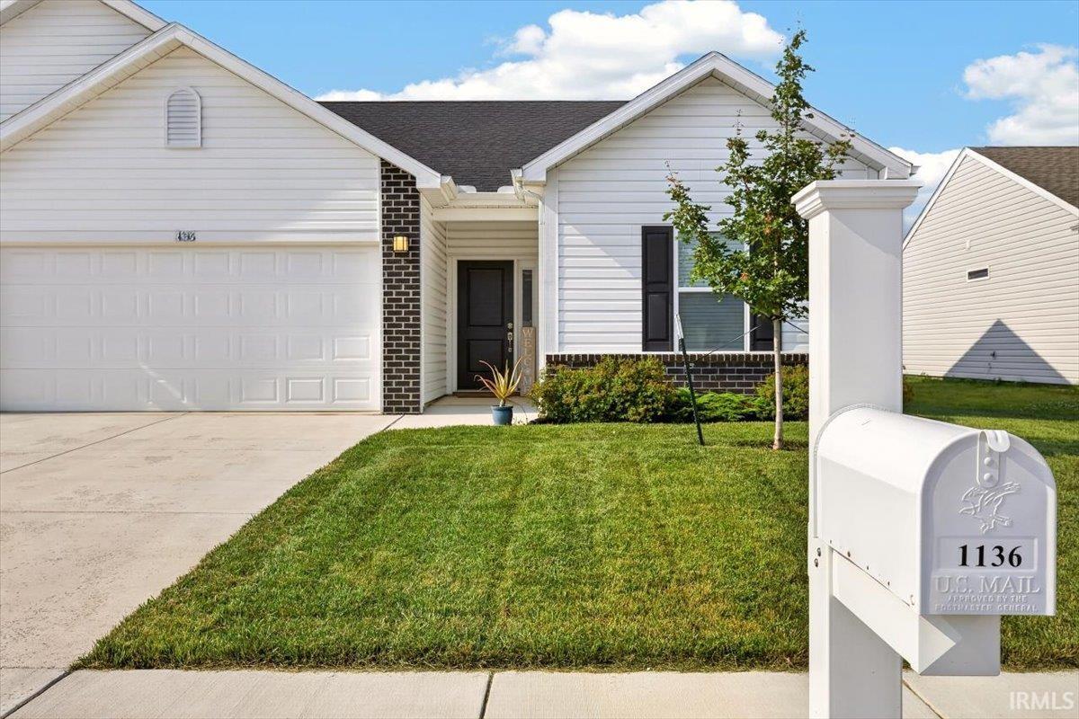 2nd image of 1136 Colcester Ln, West Lafayette, IN 47906 | MLS# 202630682