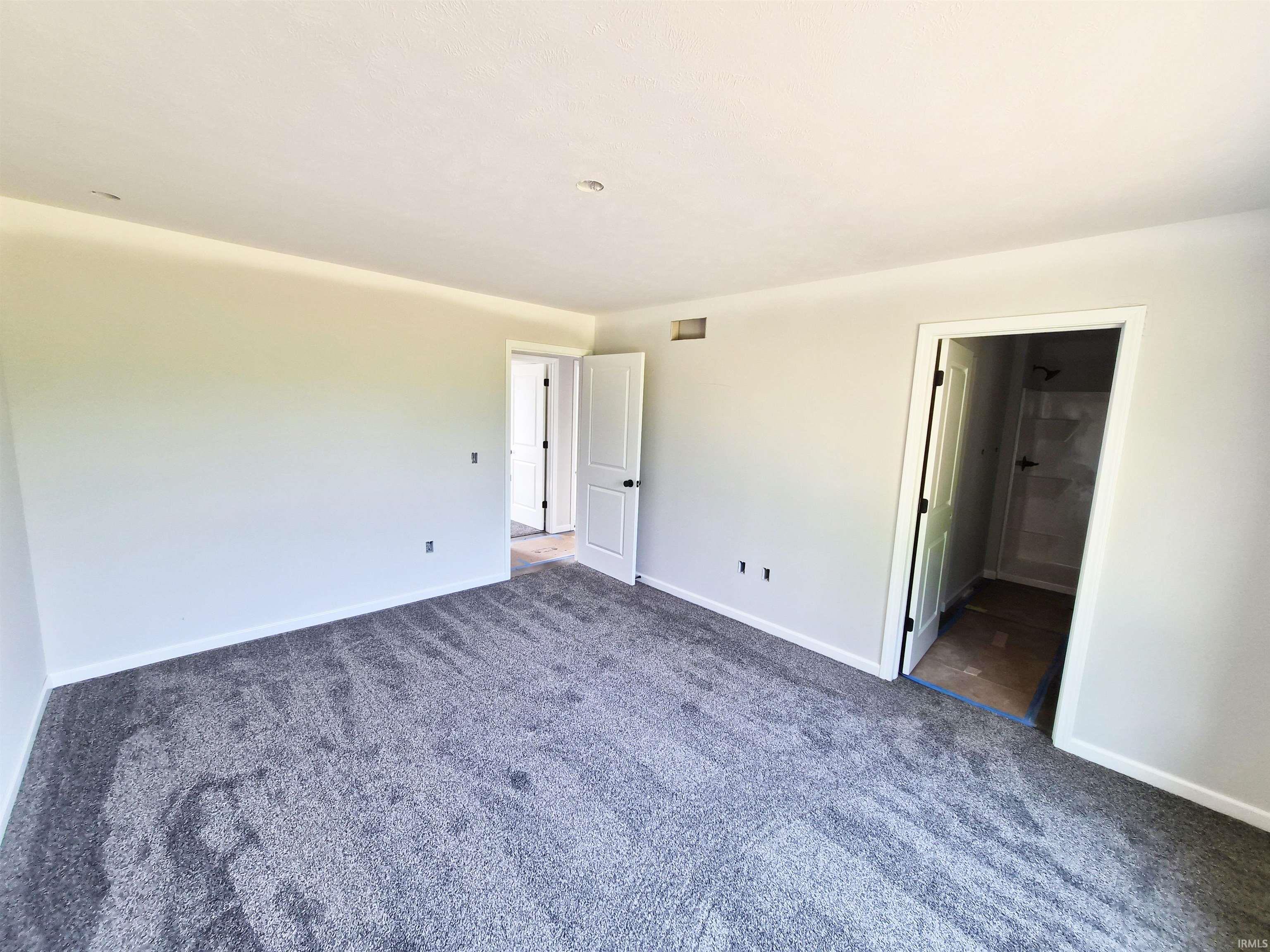 Photo 9 of 425 N Eastfield Circle