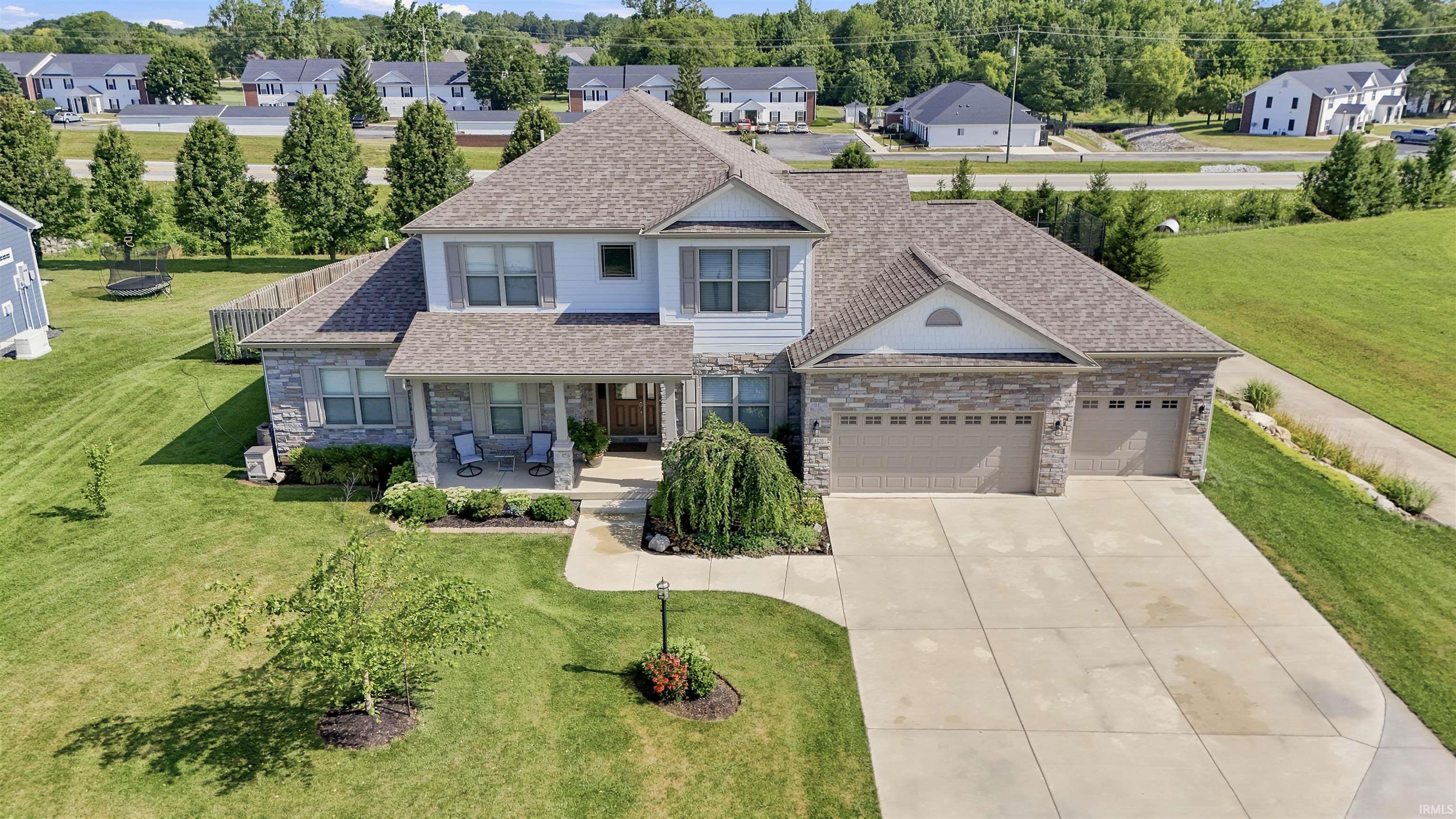 3rd image of 4136 Lake Windemere Ln, Kokomo, IN 46902 | MLS# 202630912