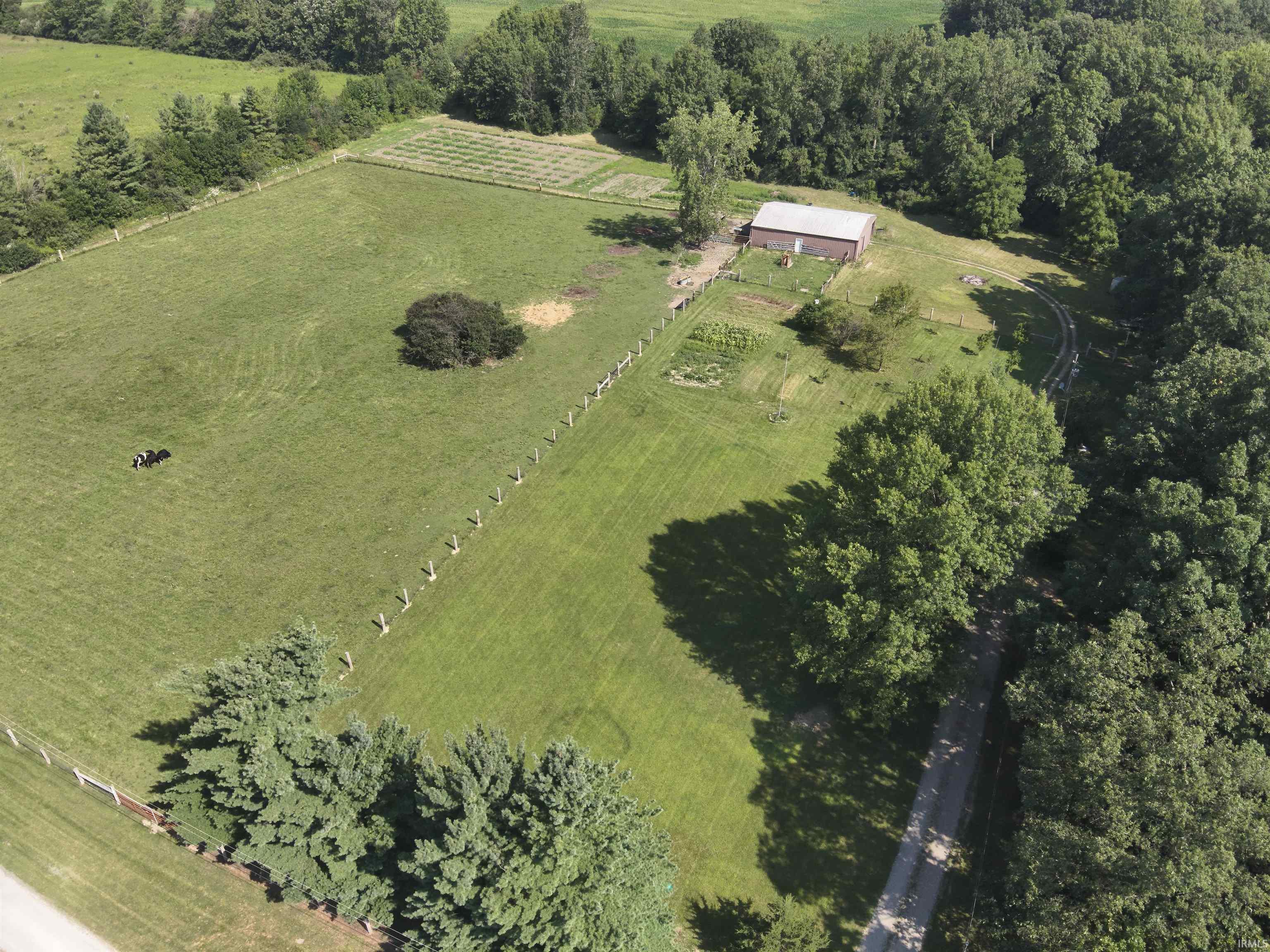 40th image of 10857 E 662 N, Upland, IN 46989 | MLS# 202630920