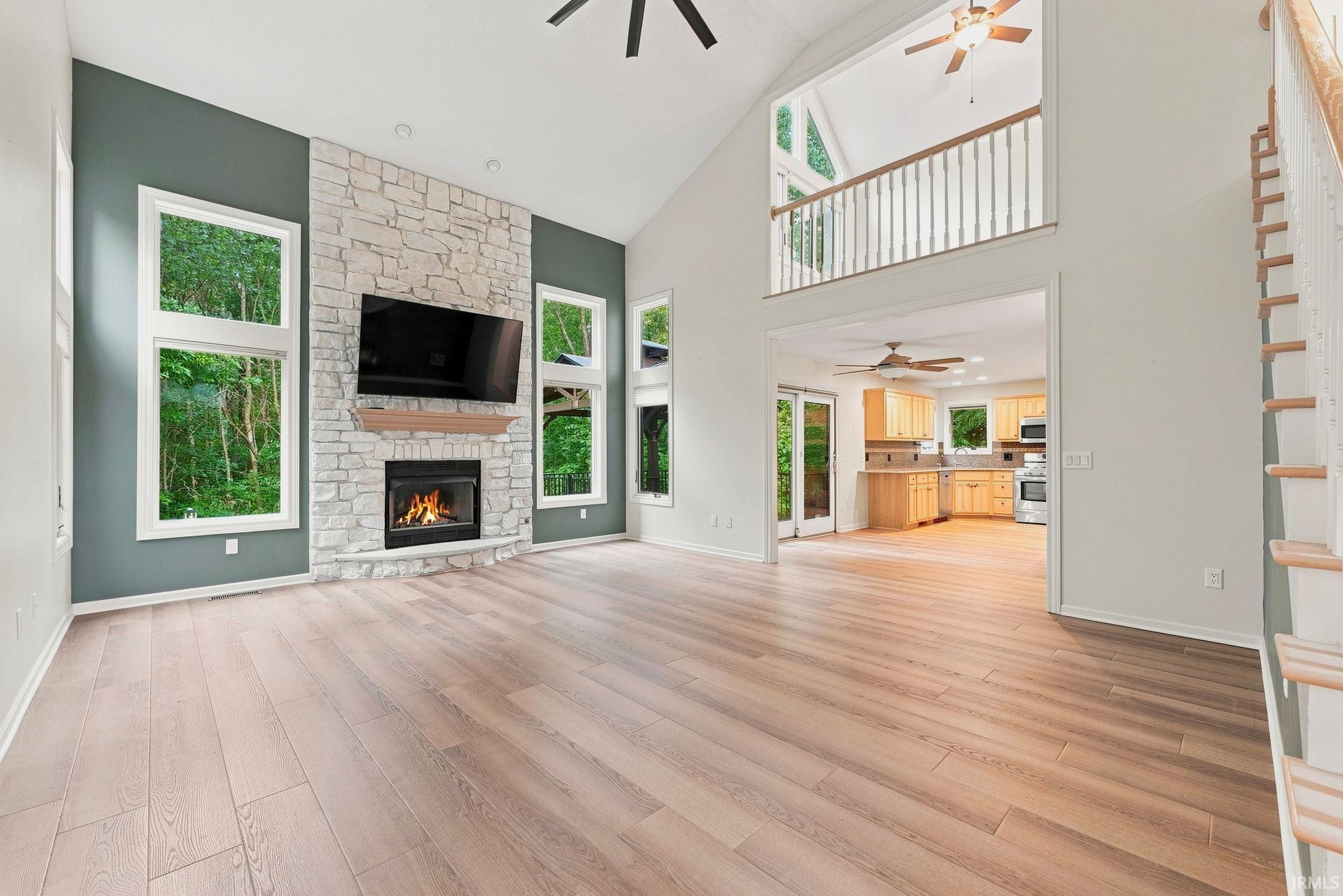 3rd image of 1103 Falcon Creek Pkwy, Fort Wayne, IN 46845 | MLS# 202630954