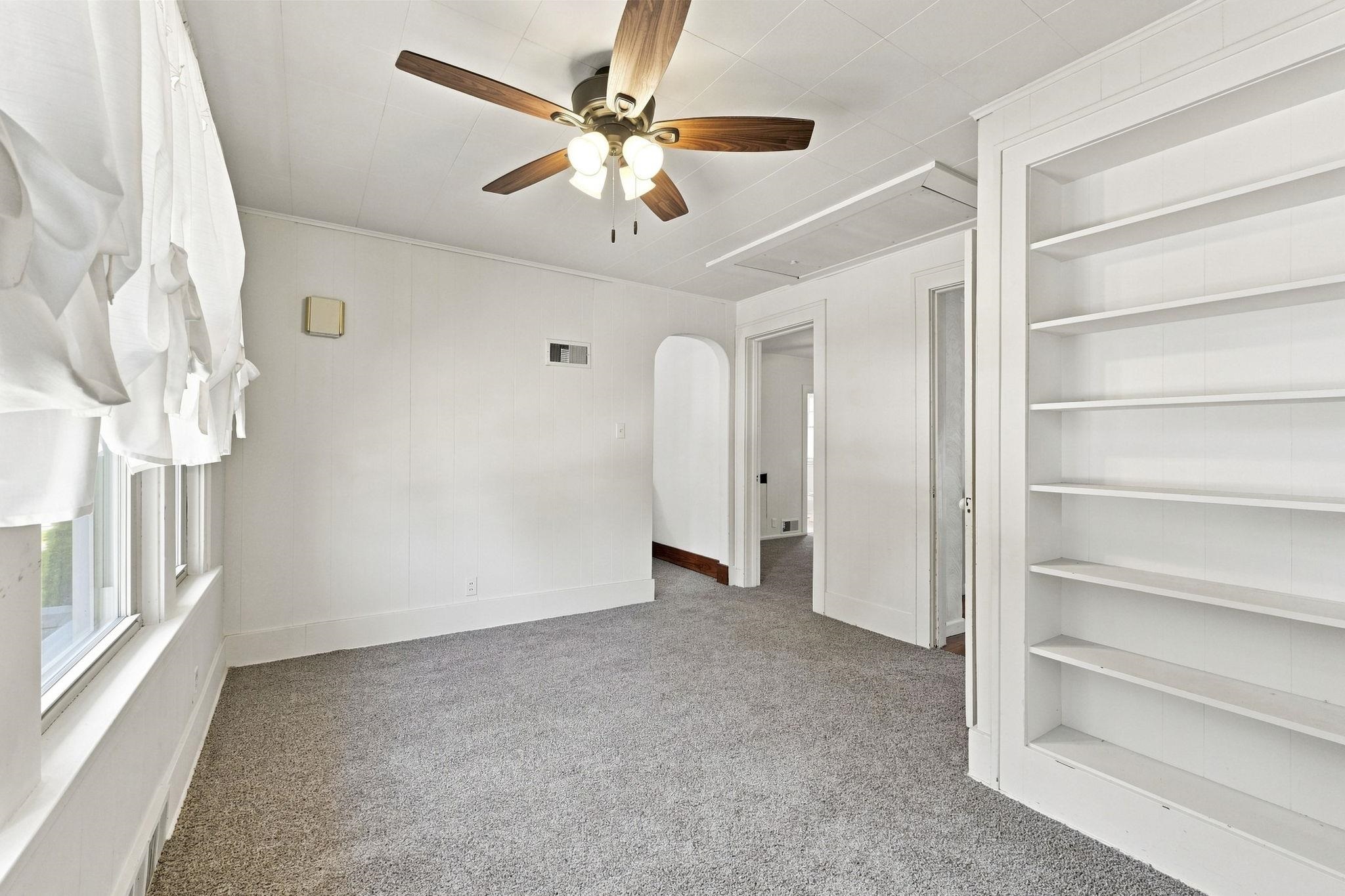 4th image of 801 S 34Th St, South Bend, IN 46615 | MLS# 202630959