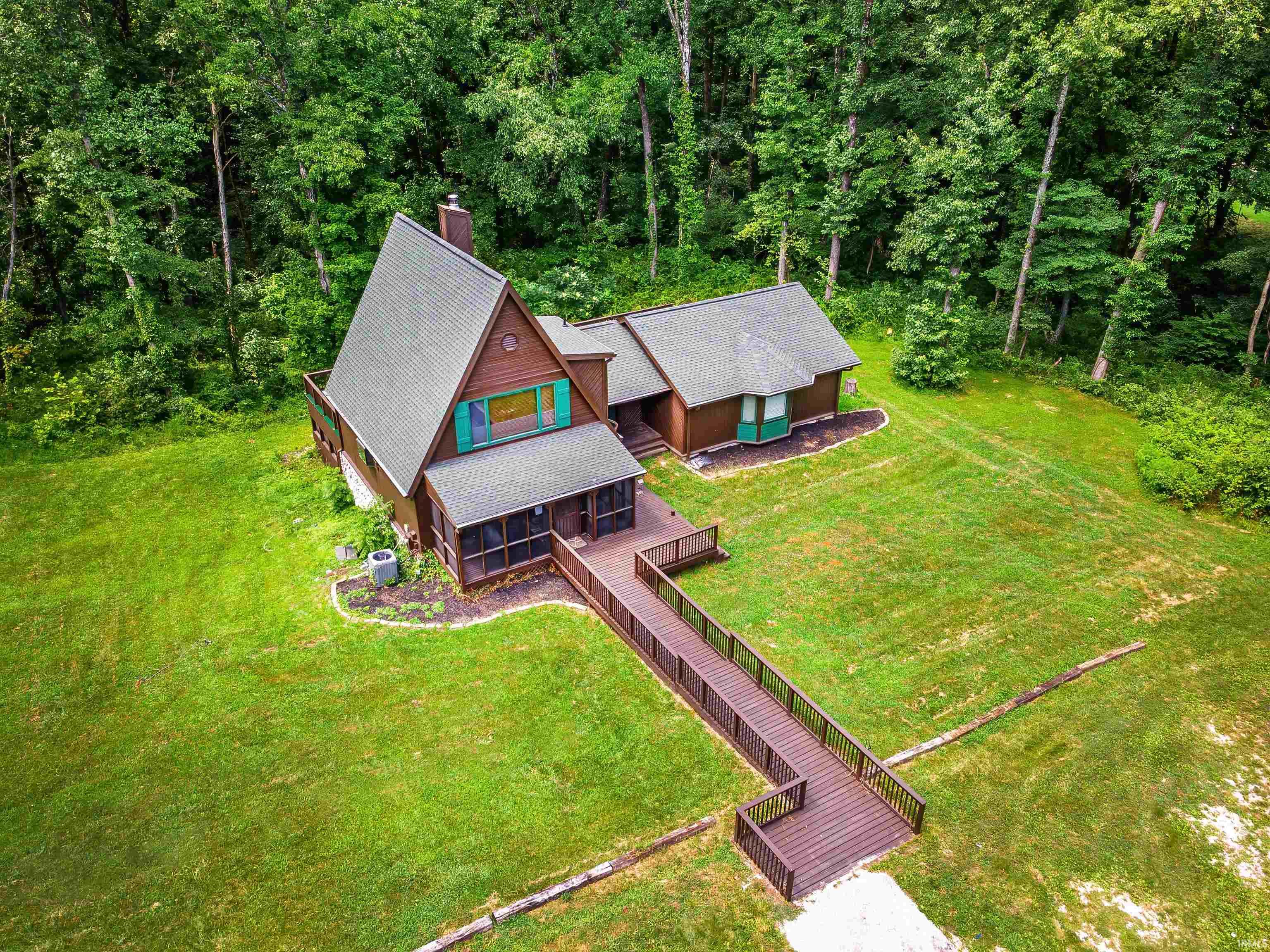 1st image of 11400 Hidden Ln, Evansville, IN 47720 | MLS# 202630960