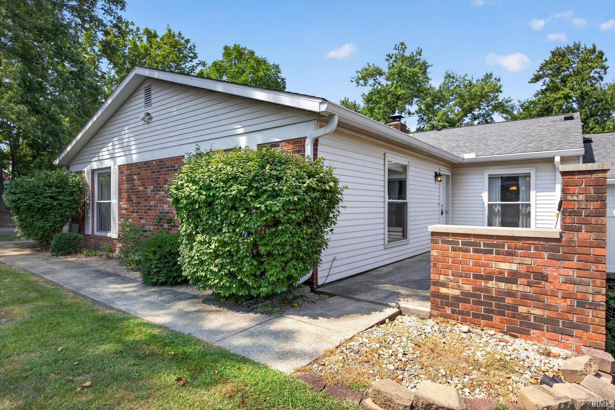 4th image of 851 E Waterloo Ct, Bloomington, IN 47401 | MLS# 202630966