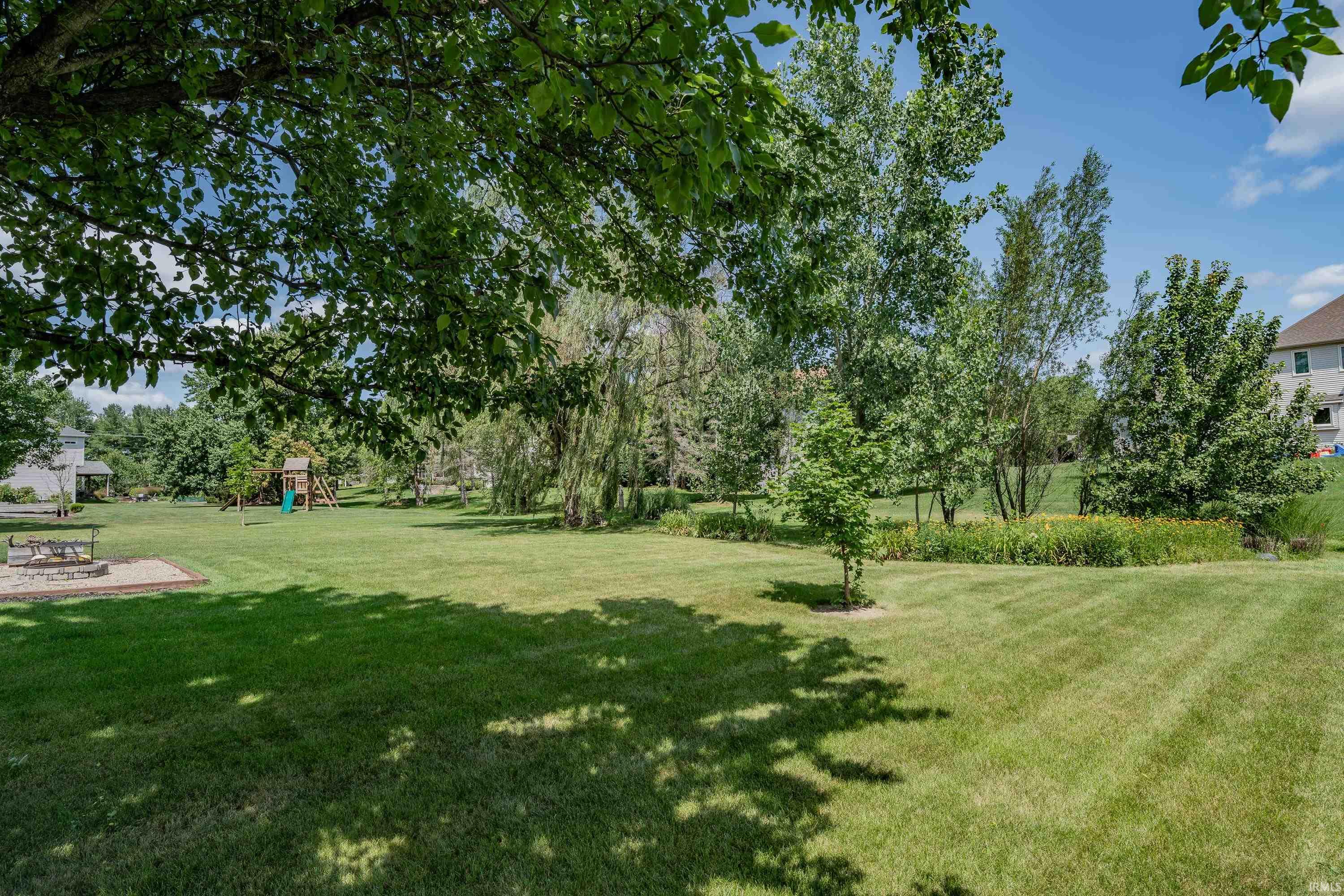 Photo 34 of 2306 Longleaf Court