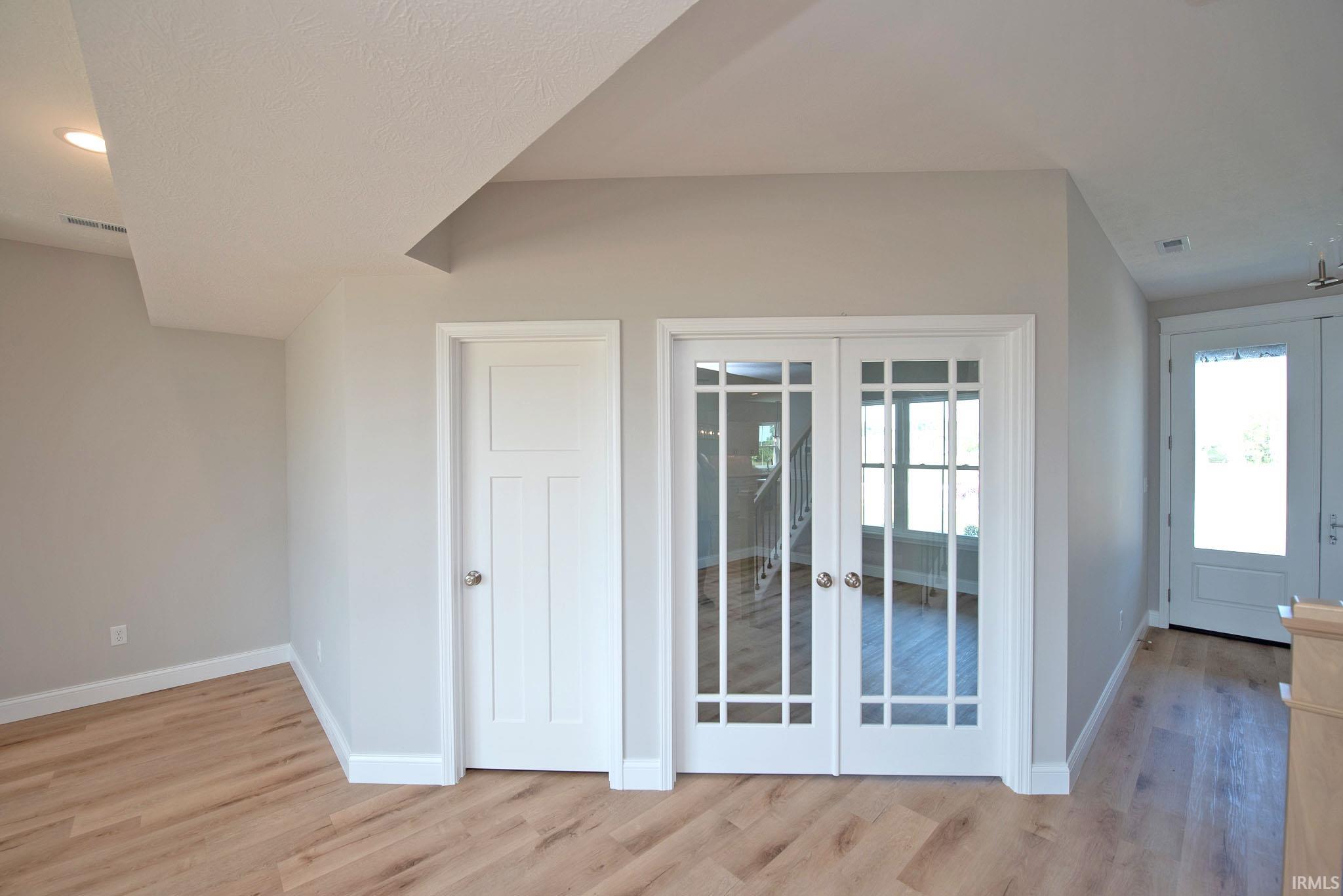 3rd image of 401 Carlton Dr, West Lafayette, IN 47906 | MLS# 202631036