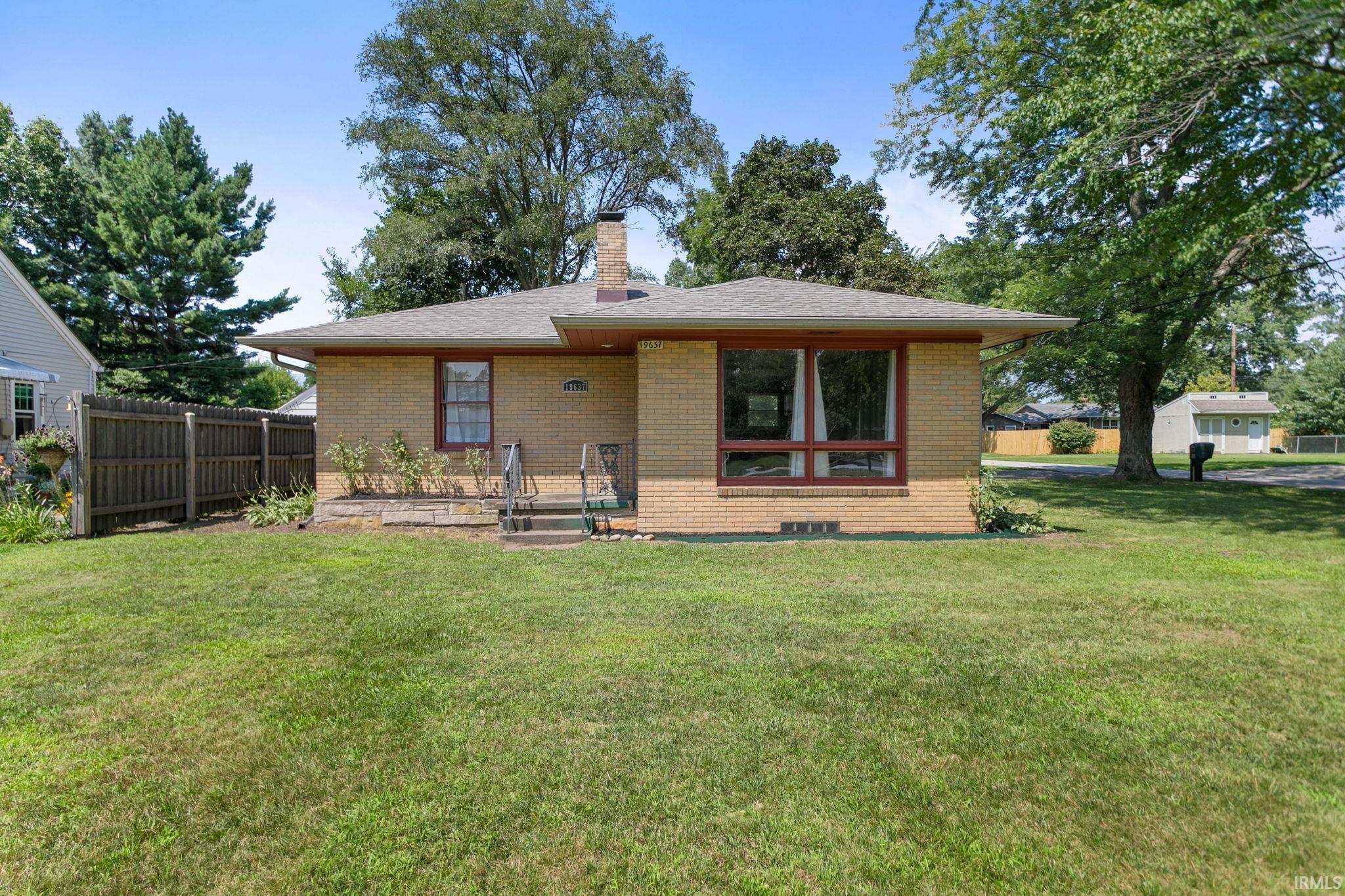 2nd image of 19637 Paxson Dr, South Bend, IN 46637 | MLS# 202631049