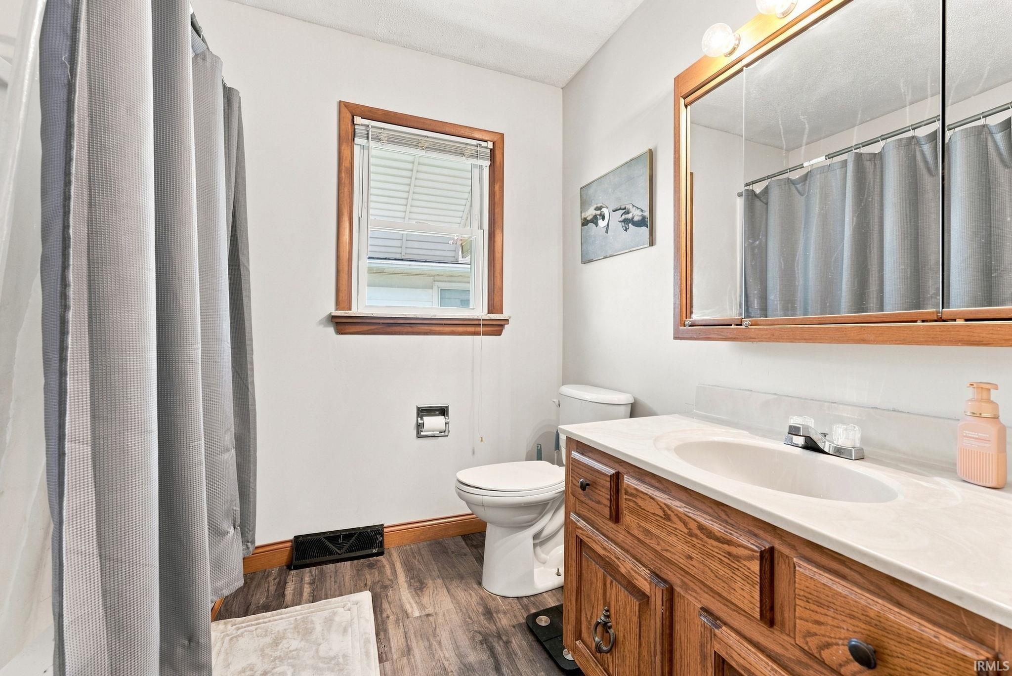 Photo 18 of 206 W Jackson Street