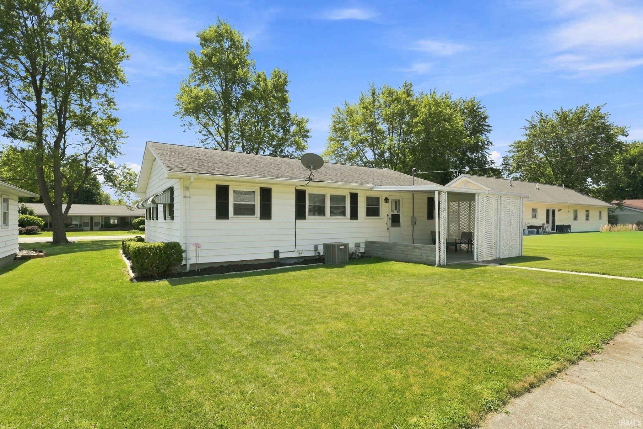 Photo 35 of 206 W Jackson Street