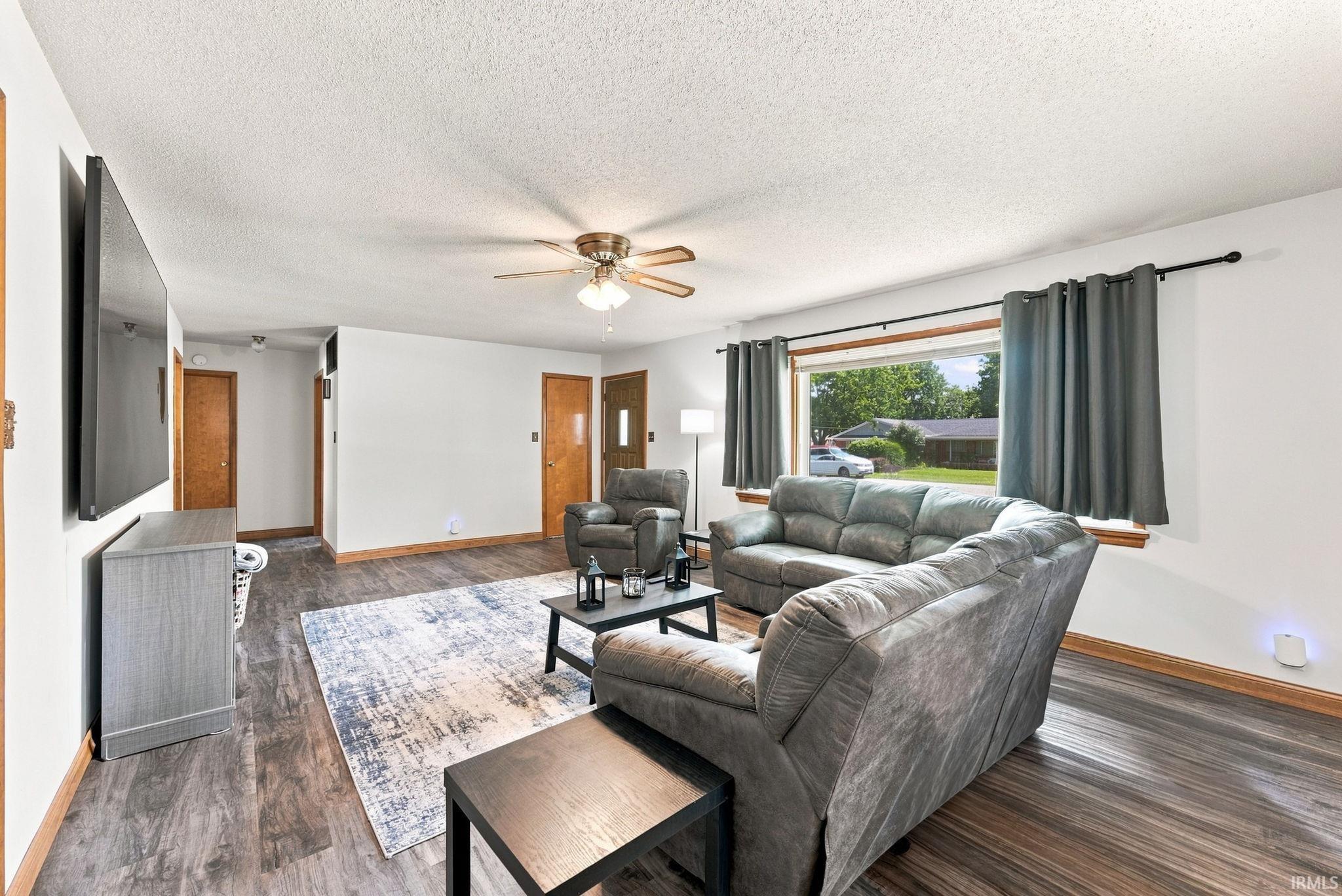 Photo 8 of 206 W Jackson Street