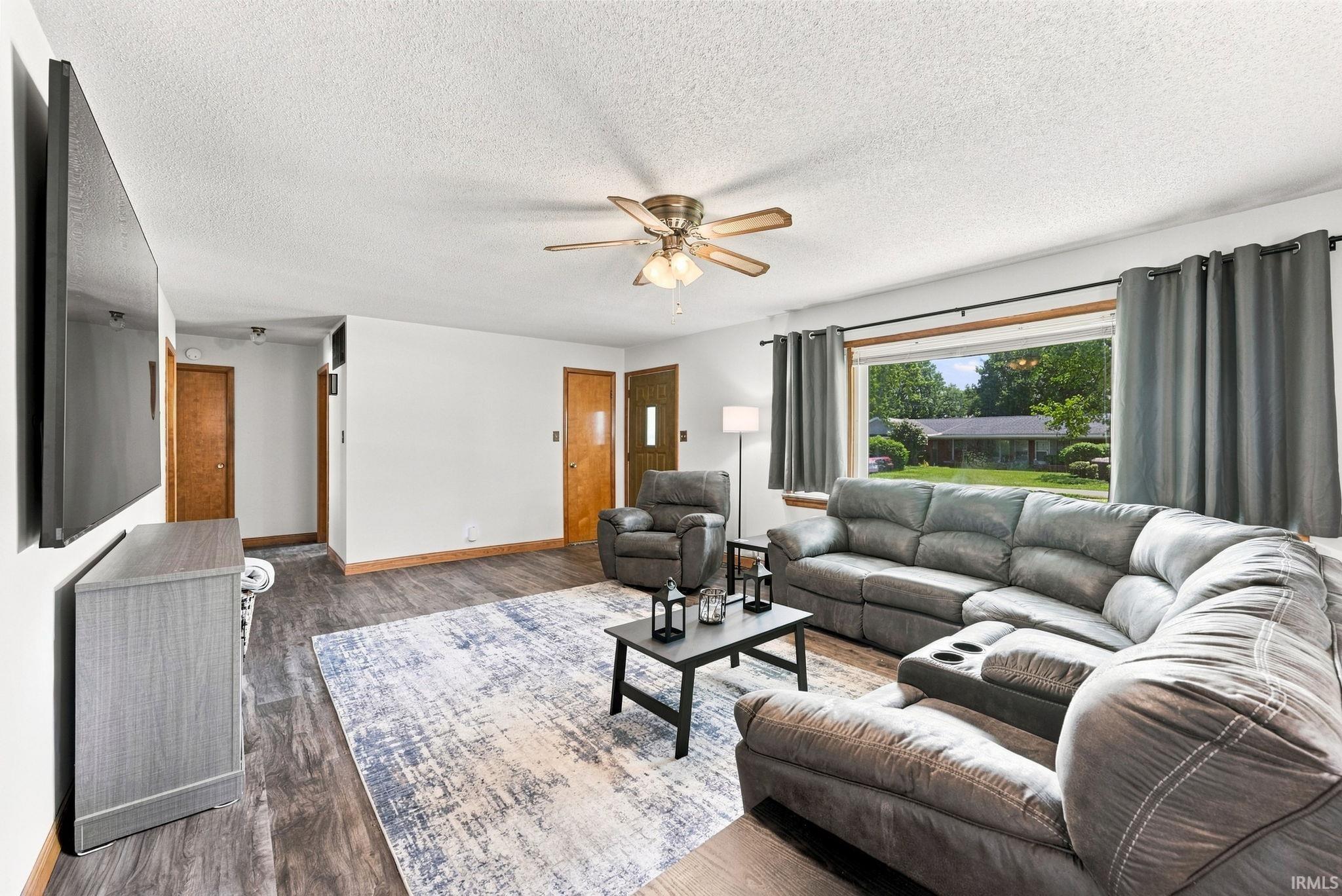 Photo 9 of 206 W Jackson Street