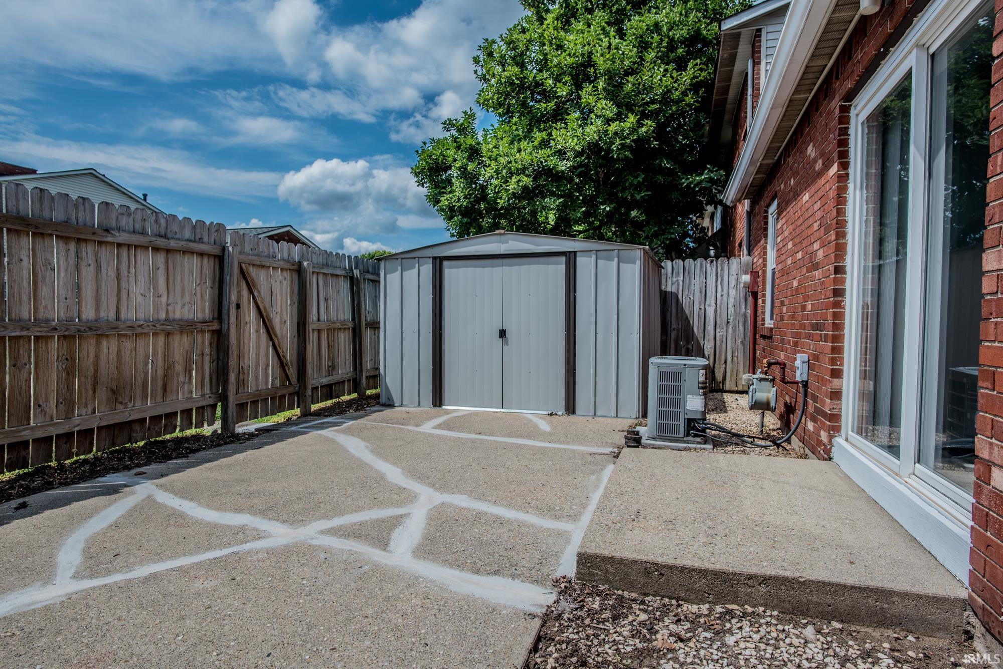 2nd image of 4216 Moller Rd, Indianapolis, IN 46254 | MLS# 202631078