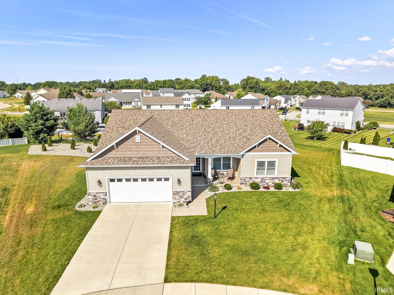 3rd image of 1237 Keady Ct, South Bend, IN 46614 | MLS# 202631117