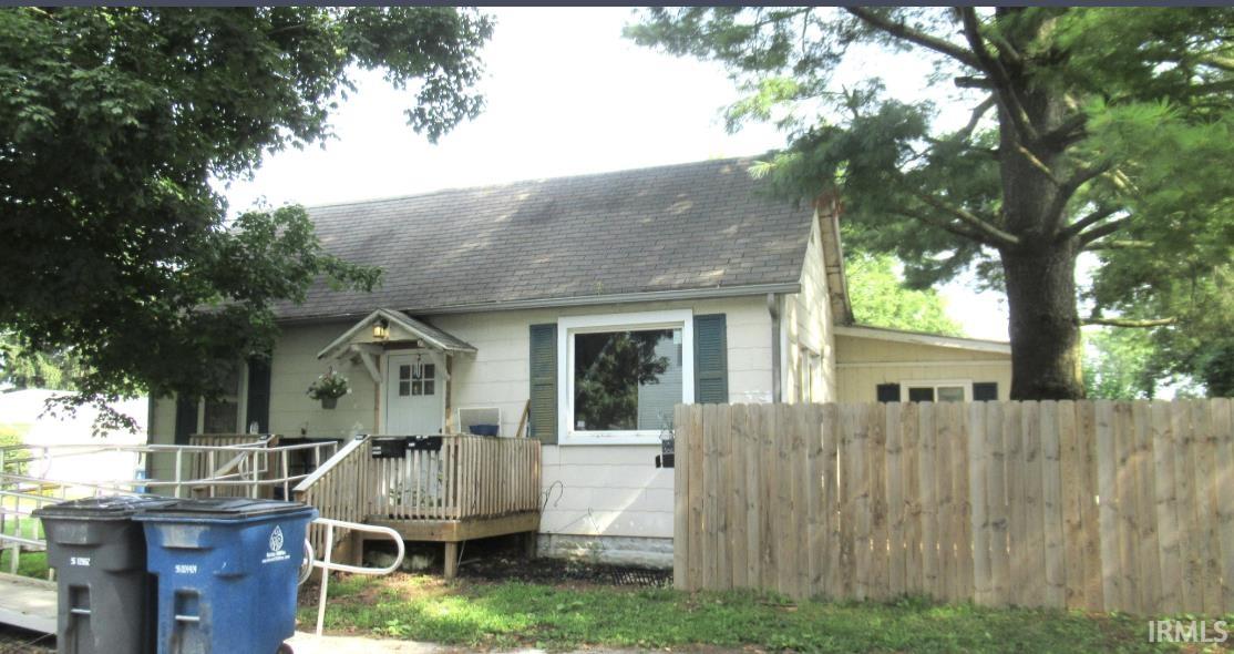 1st image of 322 W 42nd St, Marion, IN 46953 | MLS# 202631187